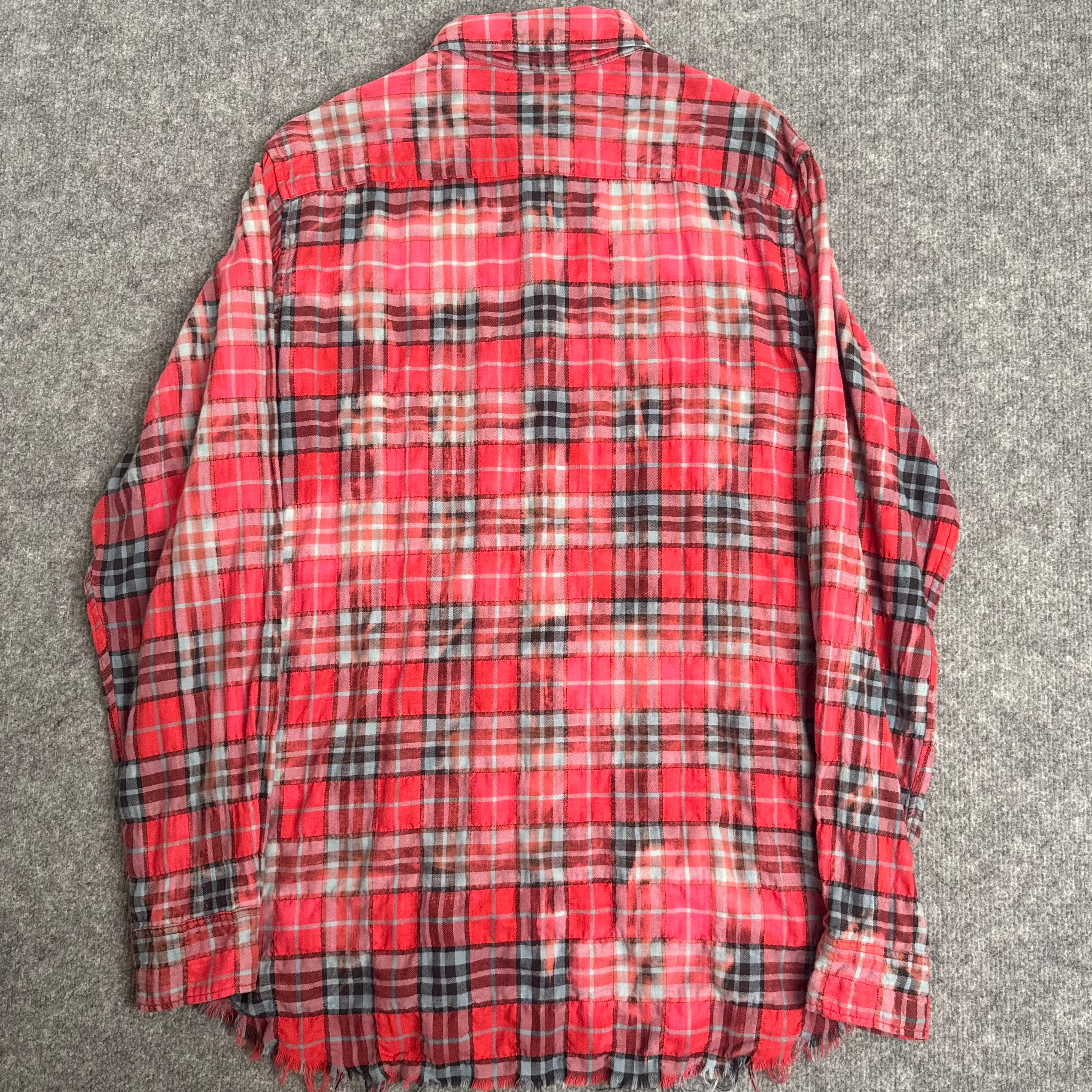 Yves Saint Laurent skjorte (Str. L)