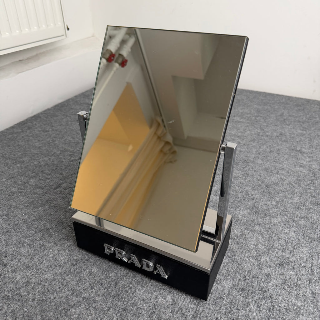 Prada spejl