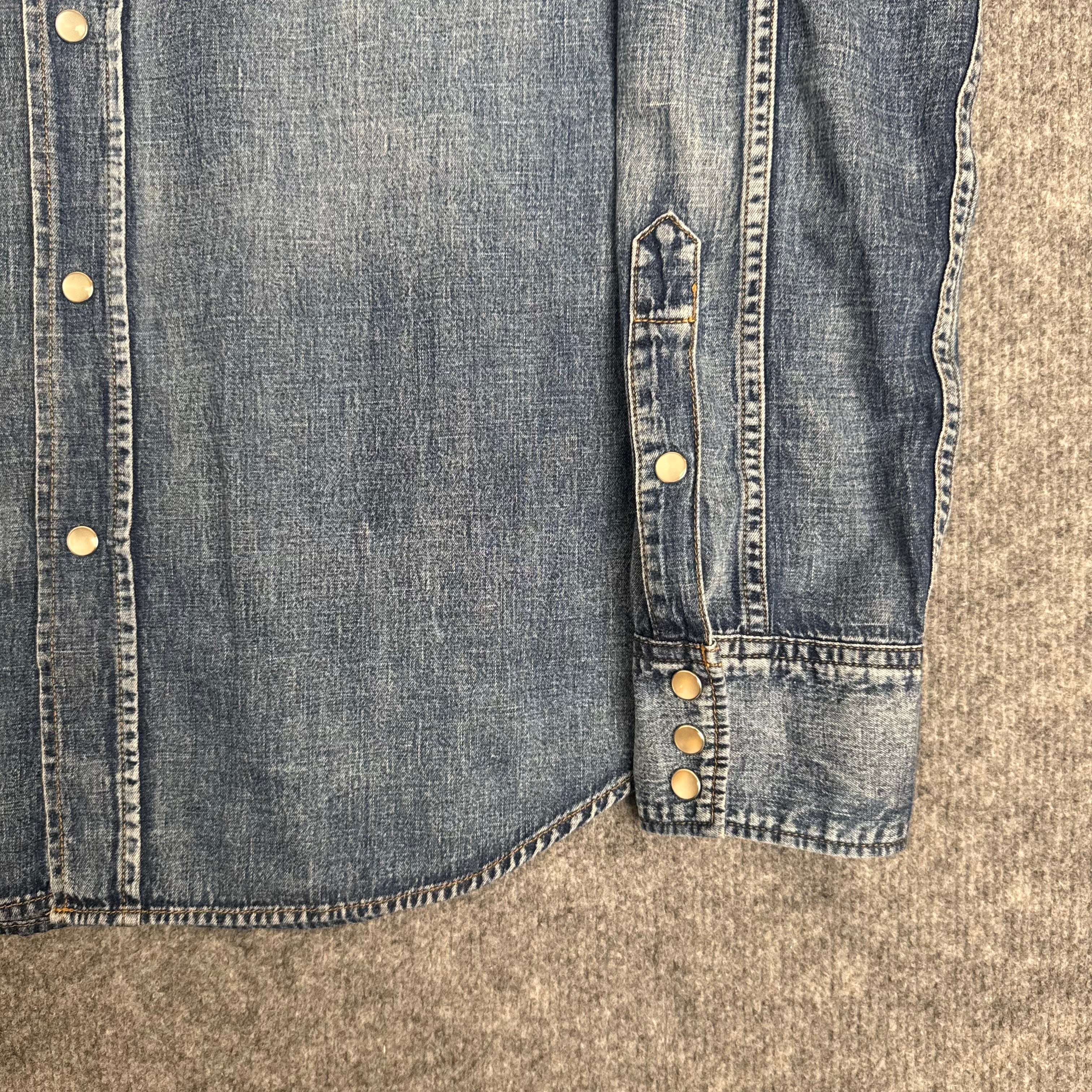 Saint Laurent skjorte (Str. L)