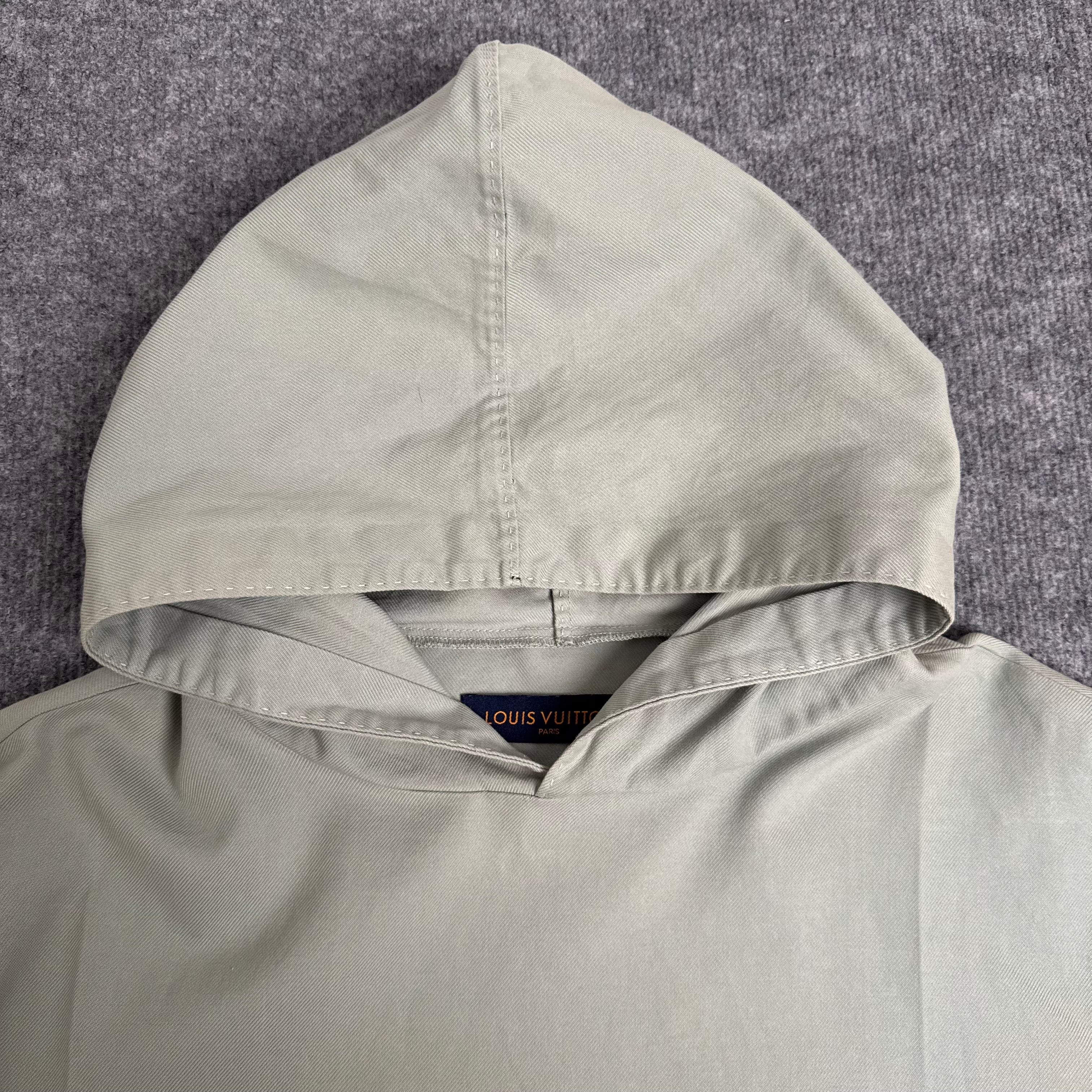 Moncler t-shirt (Str. S)