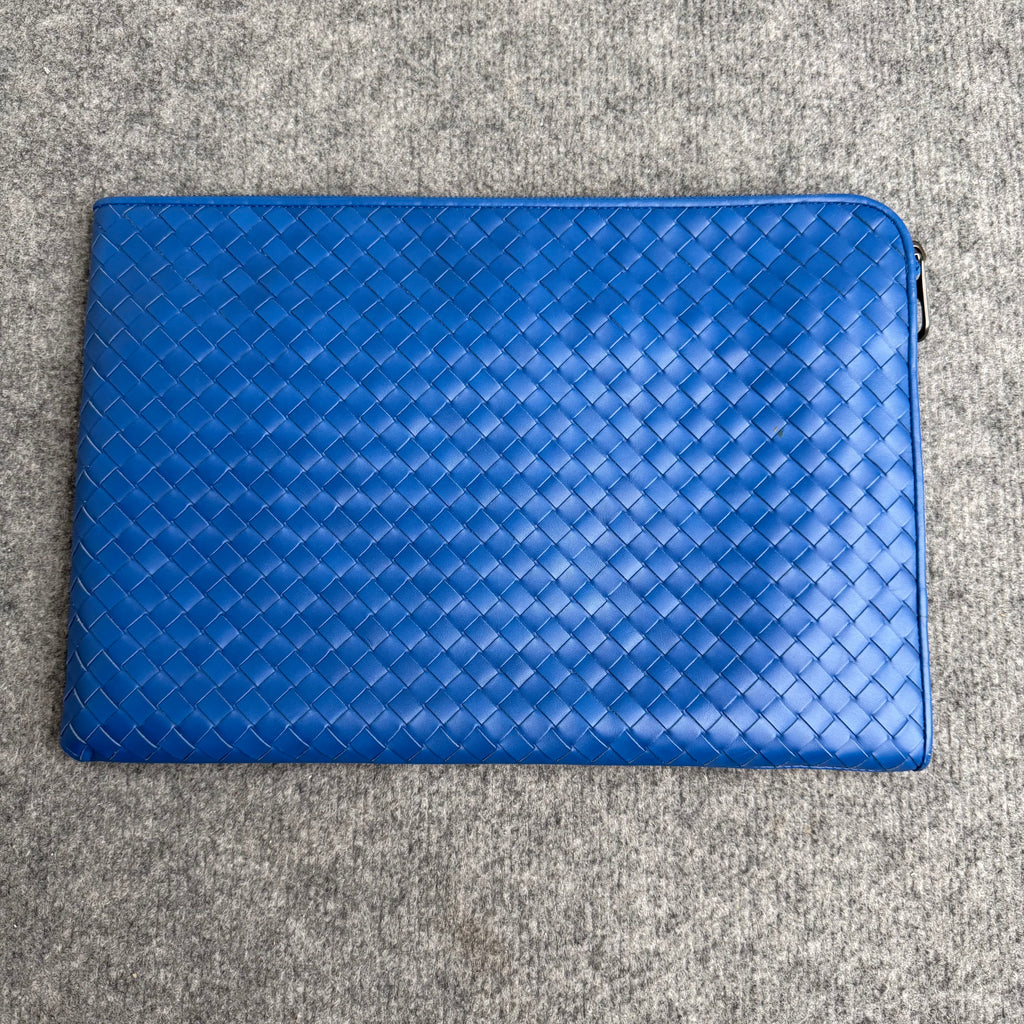 Bottega Veneta sleeve