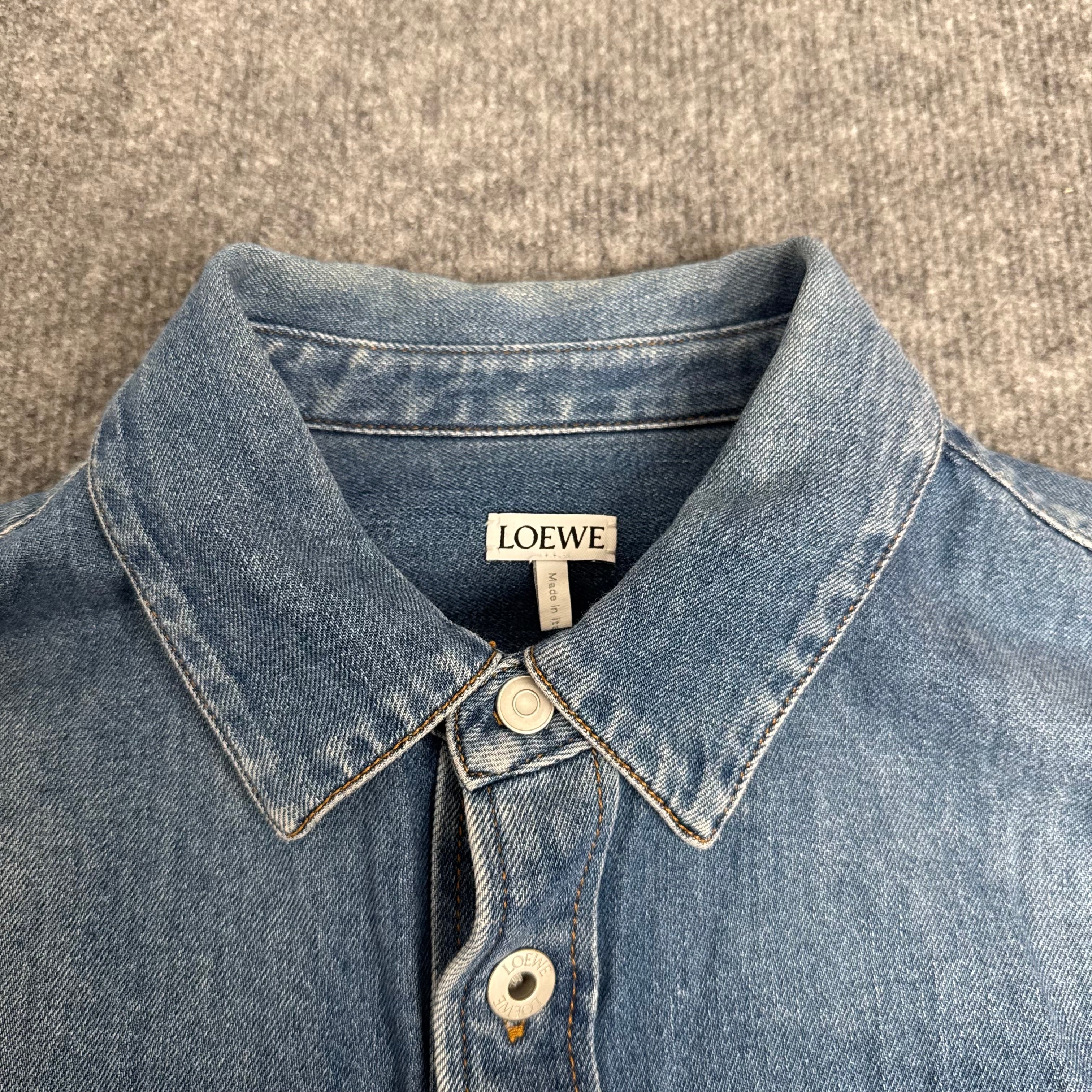 Loewe skjorte (Str. XL)