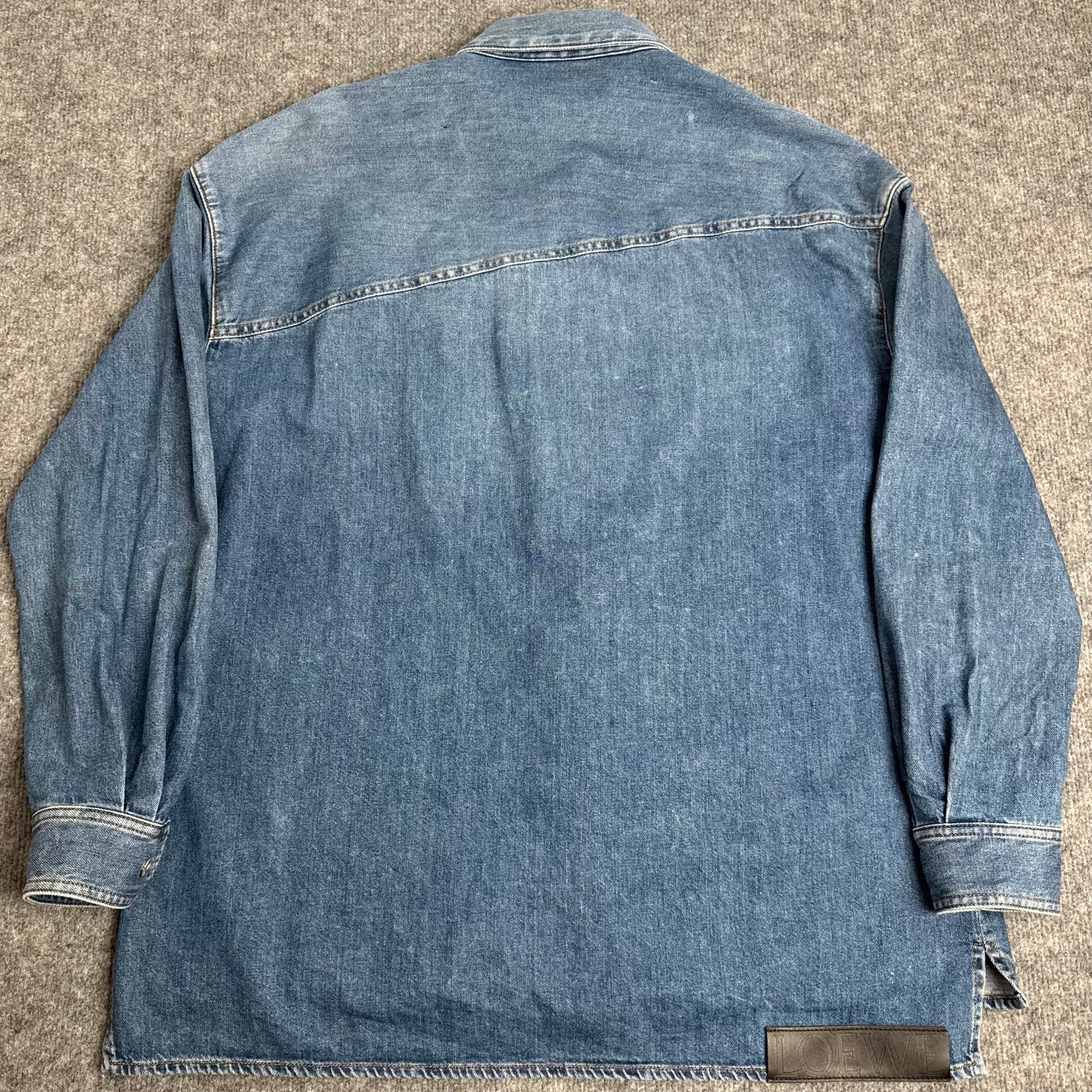 Loewe skjorte (Str. XL)