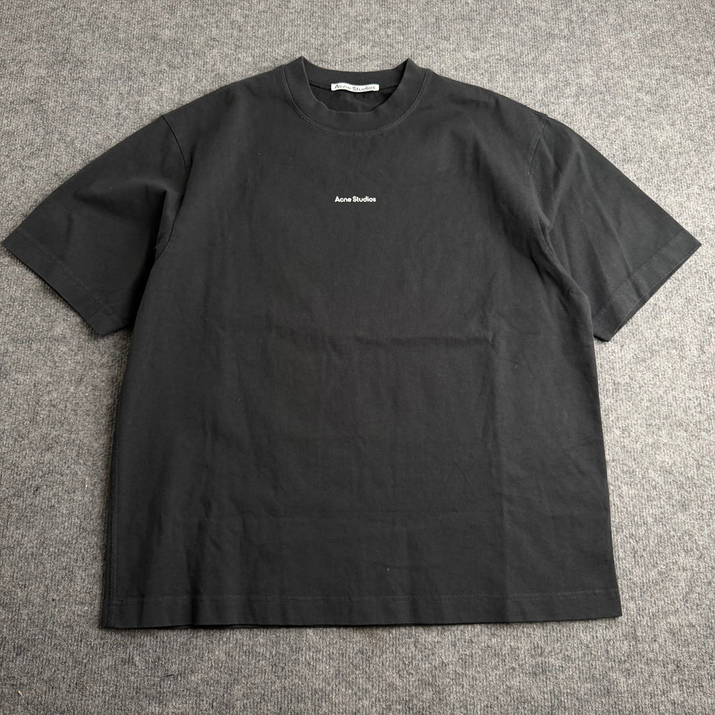 Acne Studios t-shirt (Str. M)