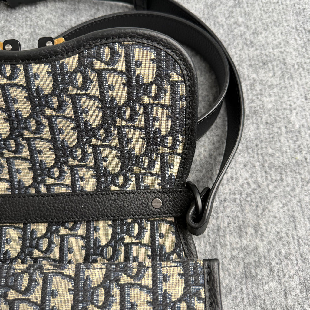 Dior Crossbody Taske