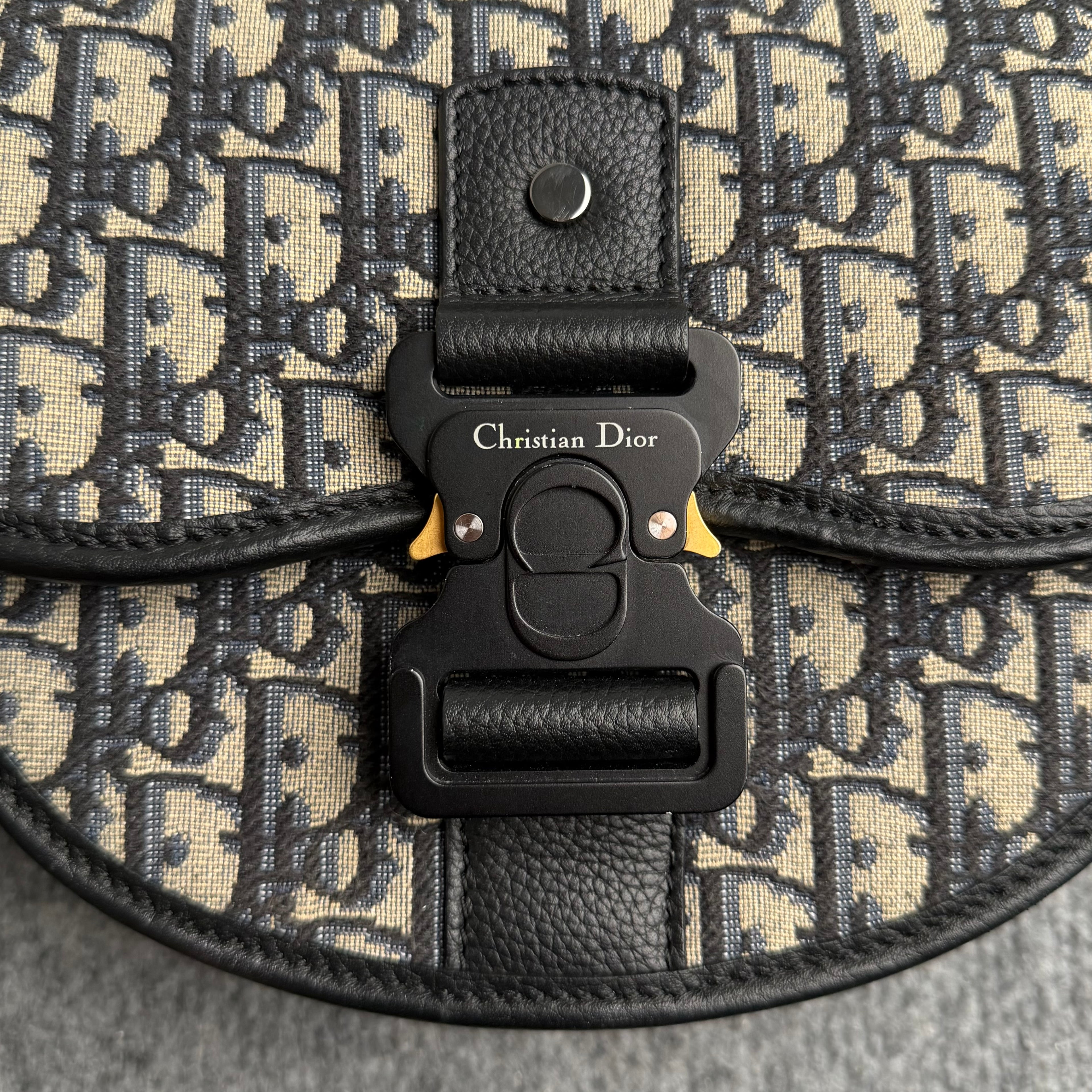 Dior Crossbody Taske