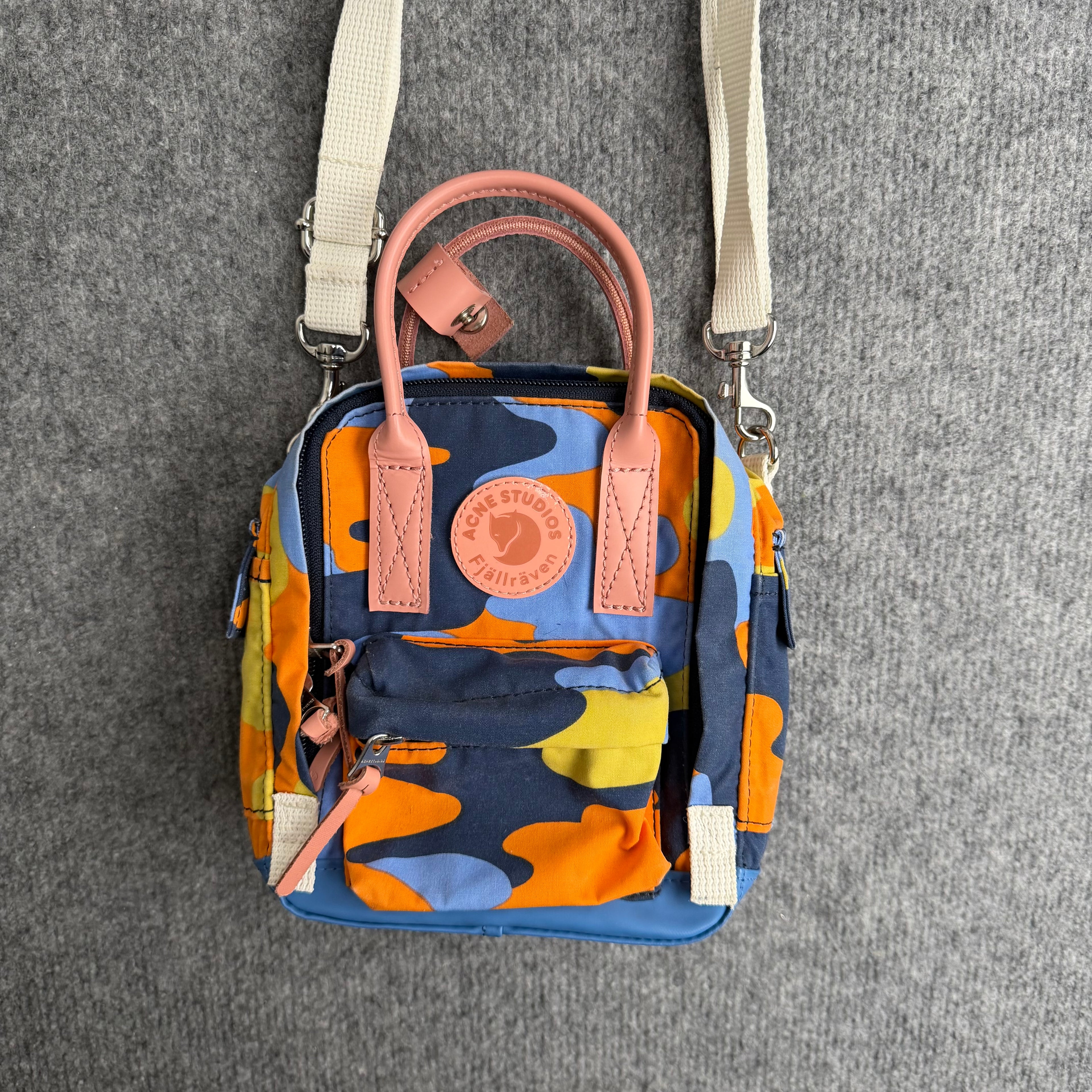 Acne Studios x Fjällräven Crossbody Taske