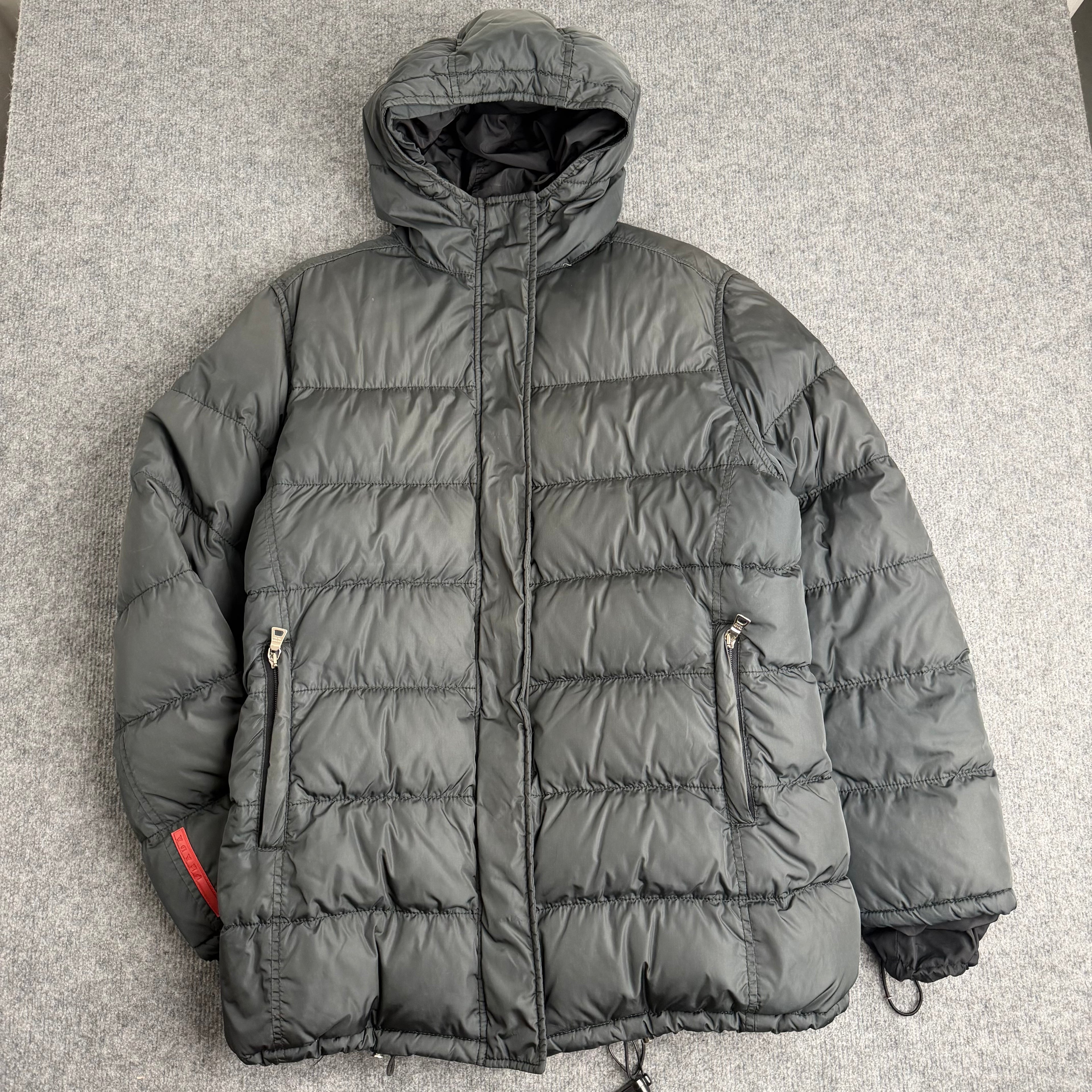 Prada jakke (Str. M)
