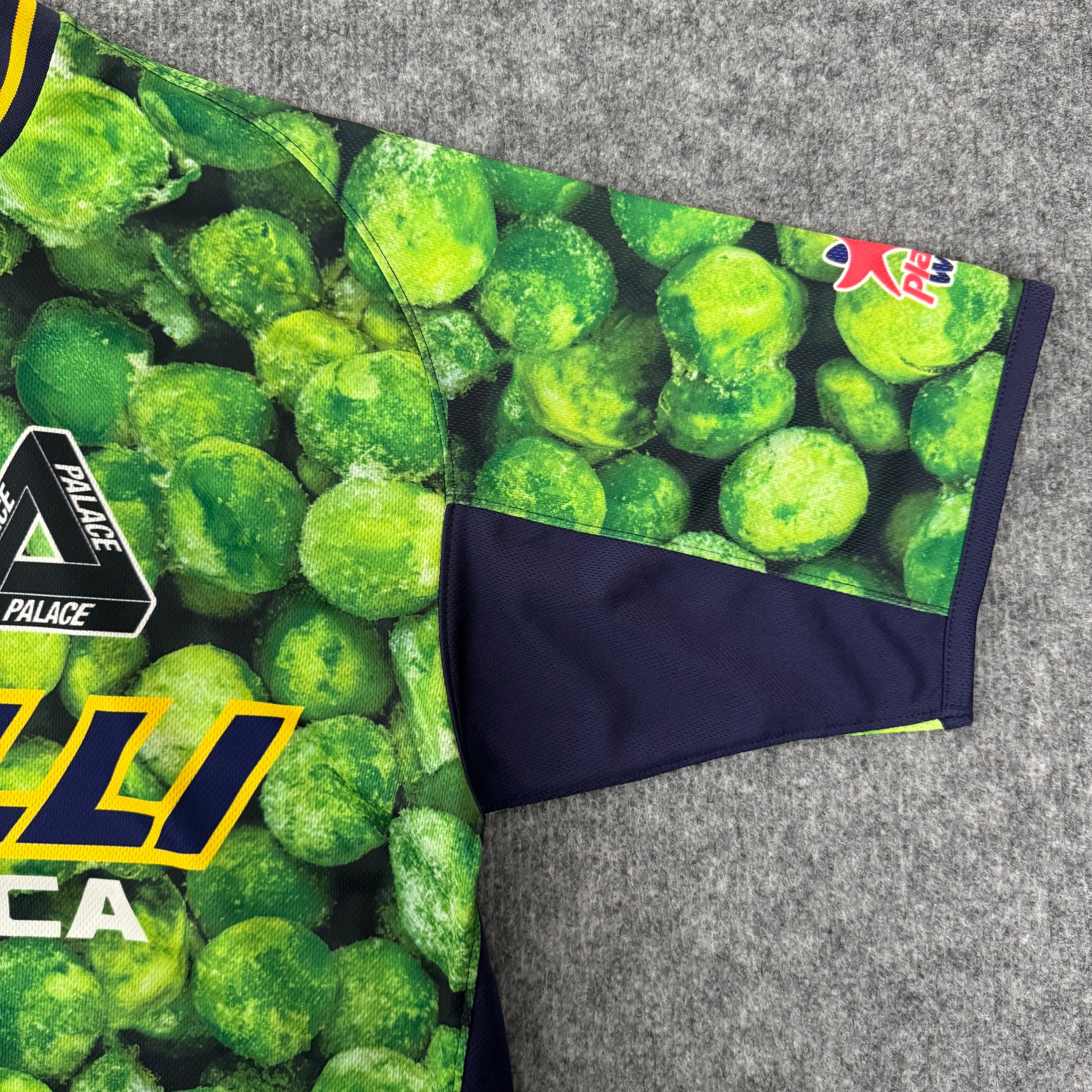Palace Jersey (Str. M)