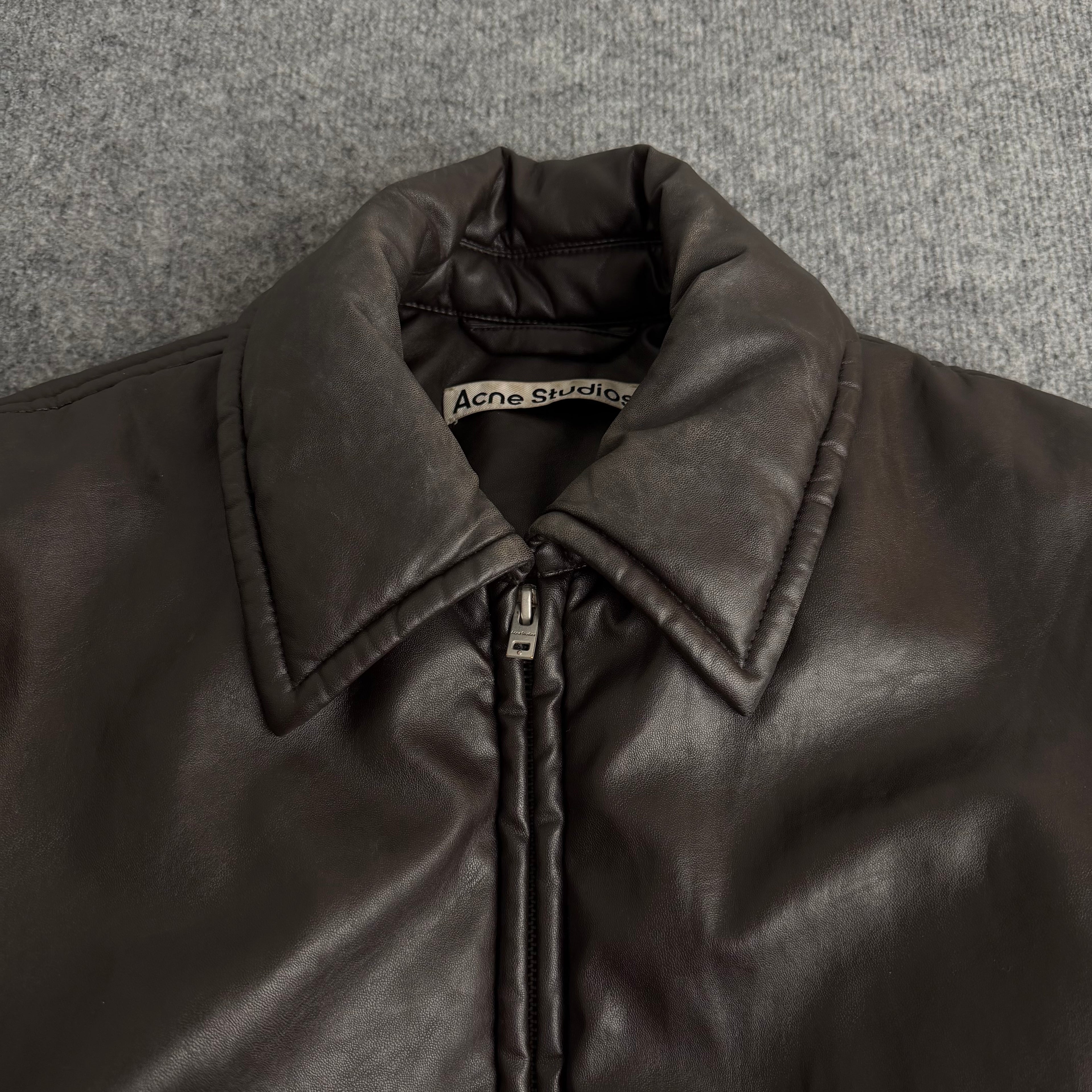 Acne Studios jakke (Str. 38)