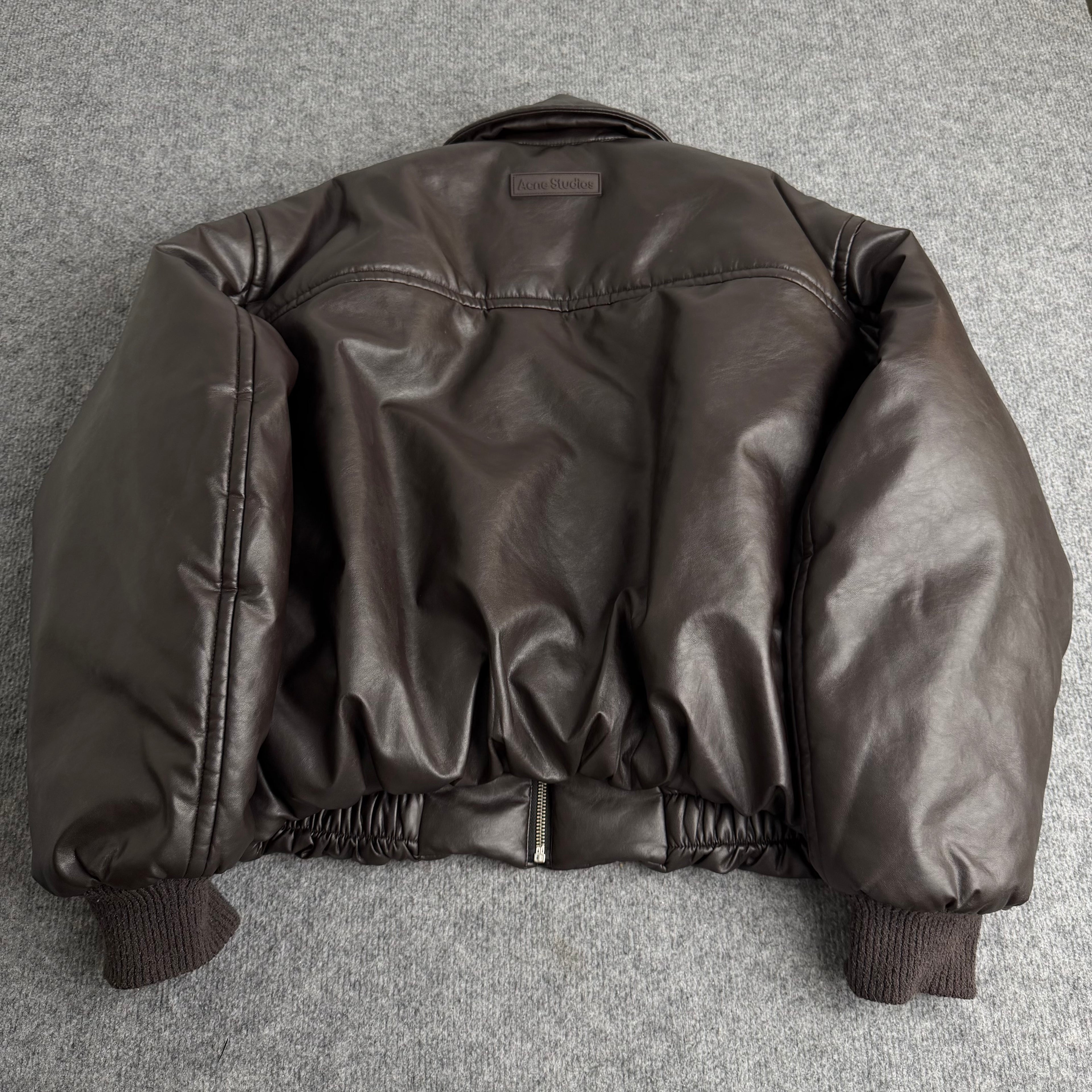 Acne Studios jakke (Str. 38)