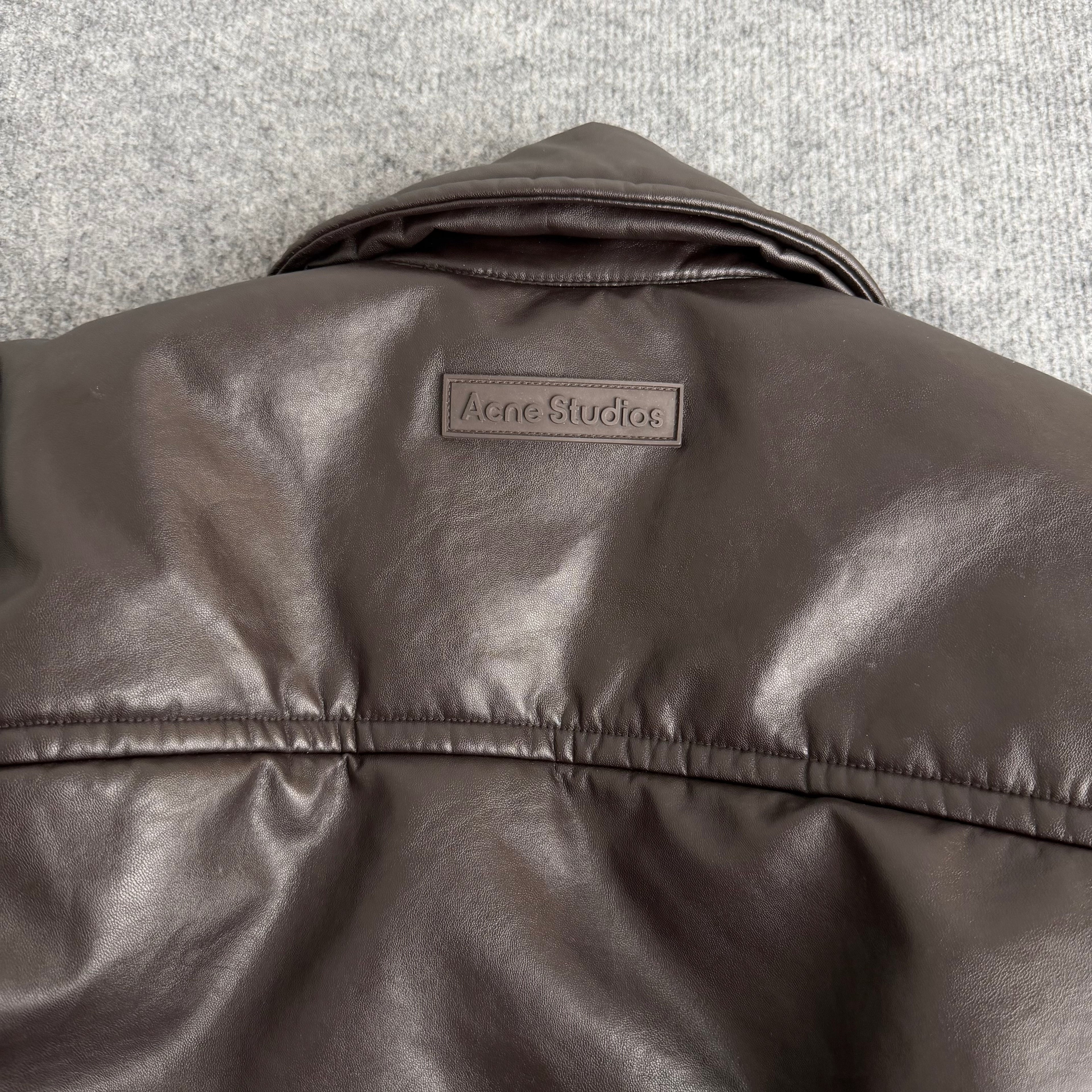 Acne Studios jakke (Str. 38)