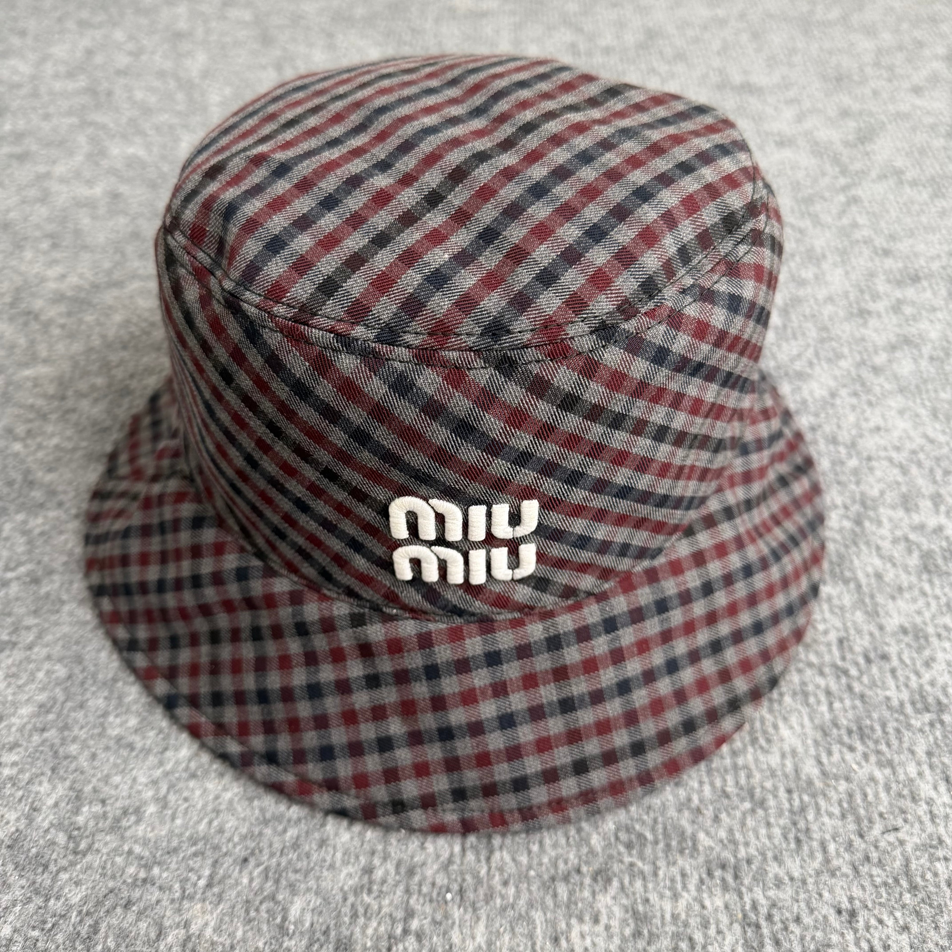 Miu Miu bøllehat (Str. S)