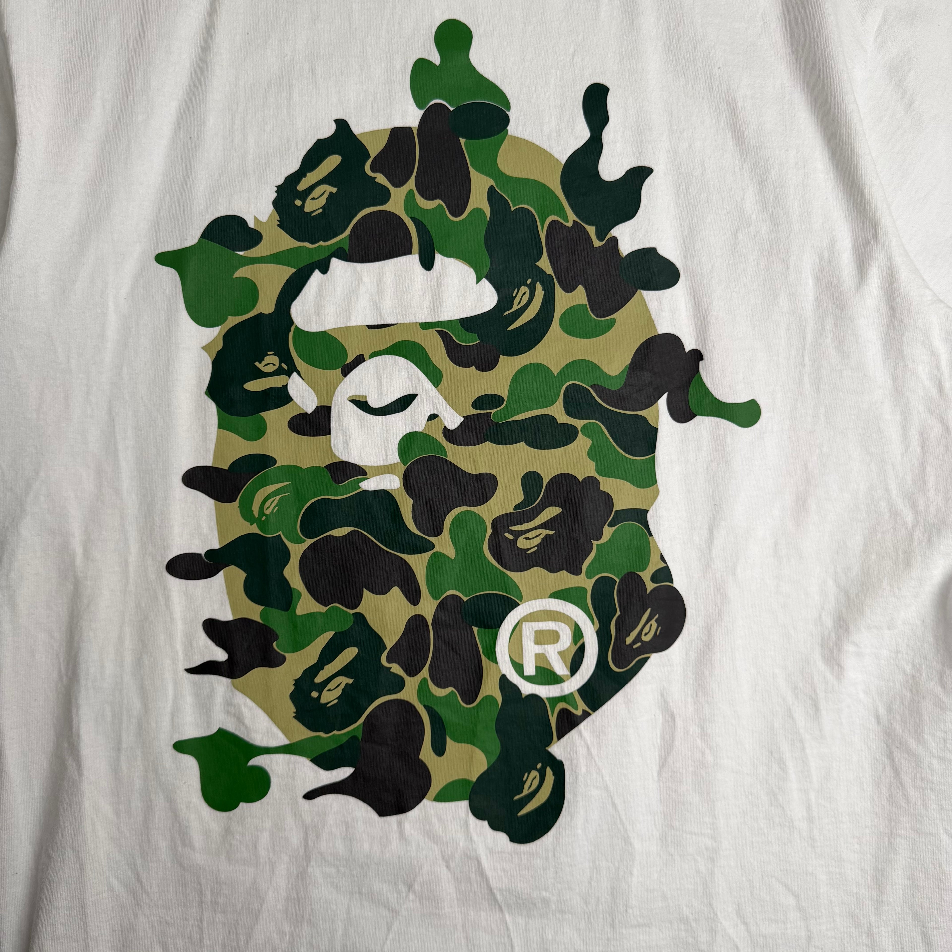 A Bathing Ape T-Shirt (Str. XL)
