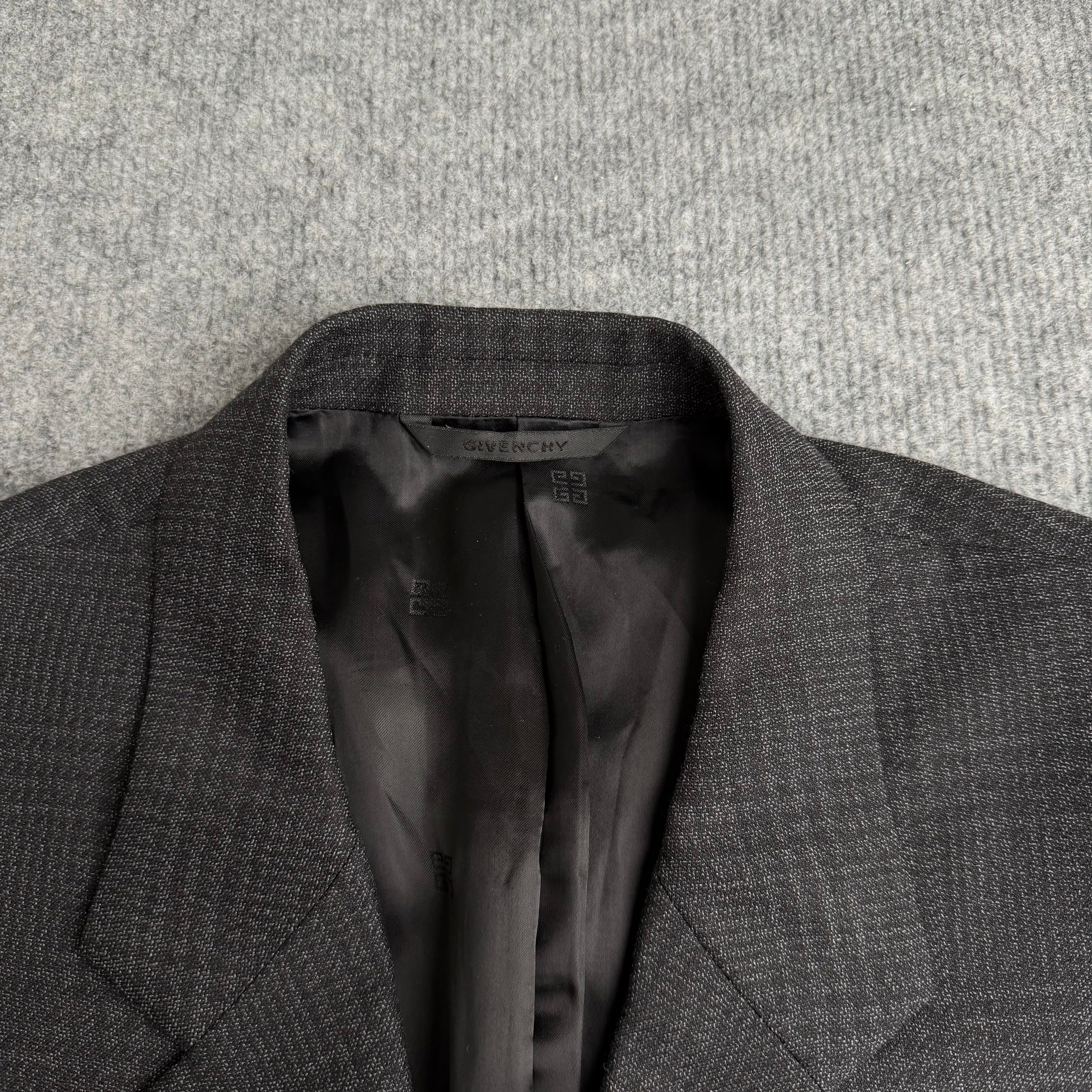 Givenchy blazer (Str. L)