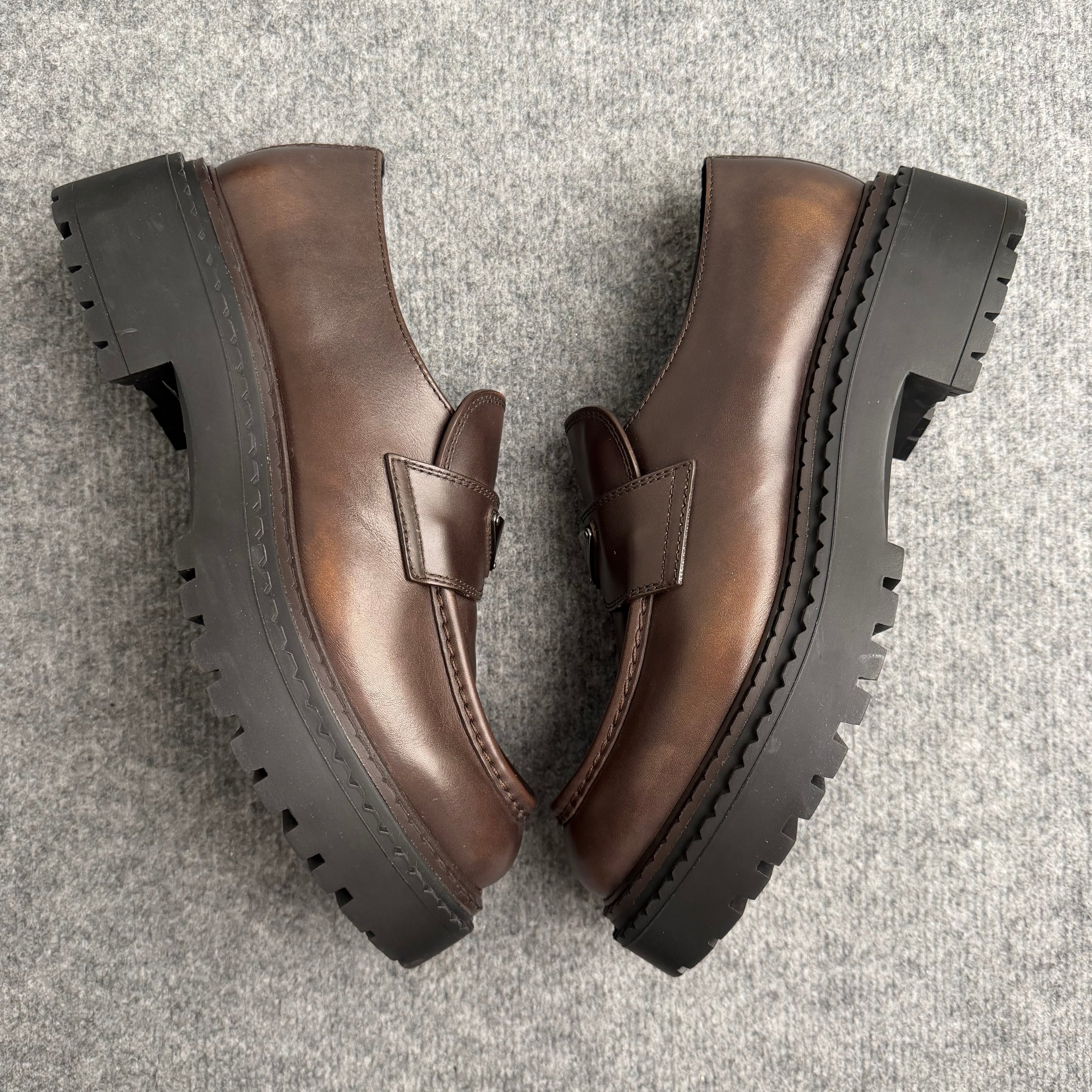 Prada loafers (Str. 44)