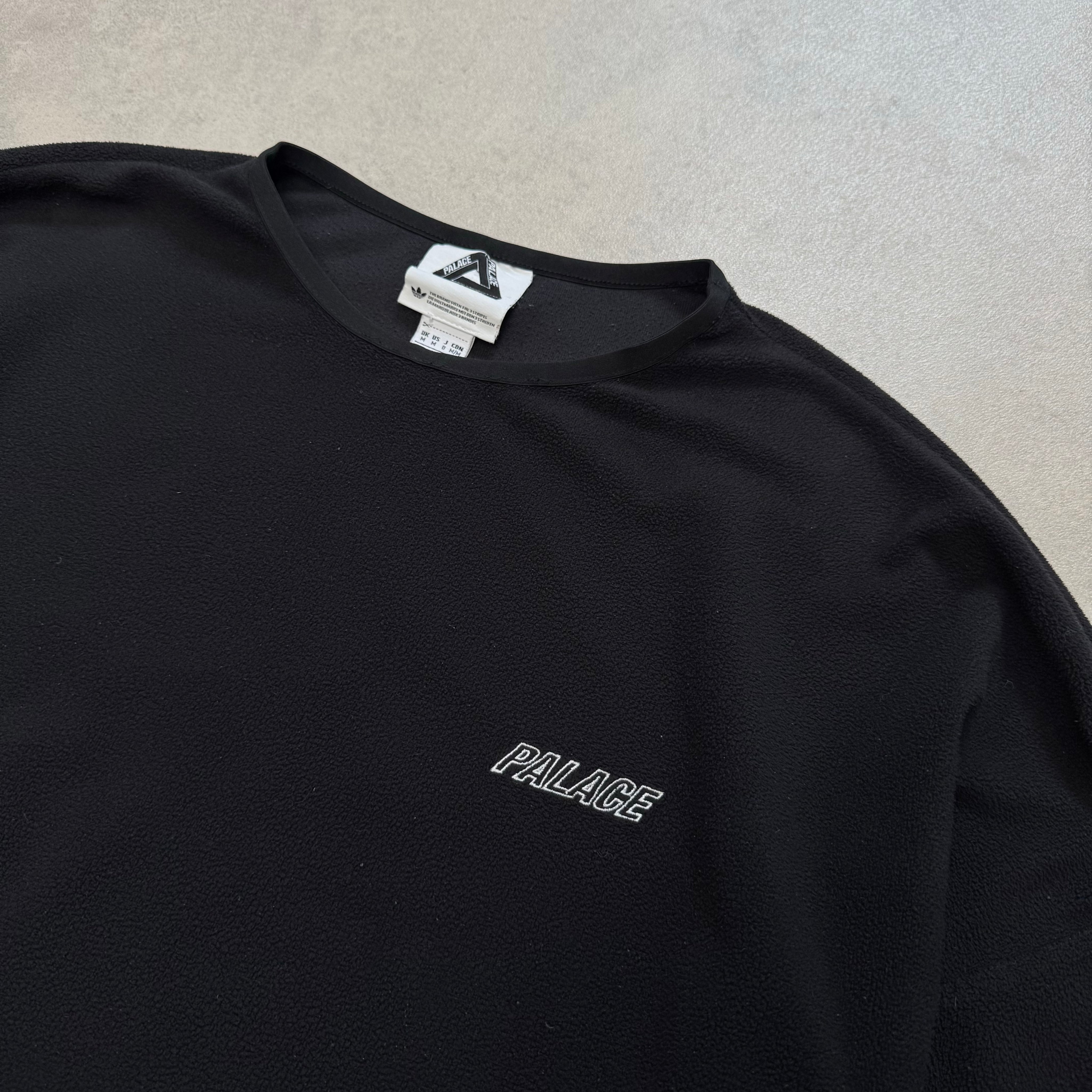 Palace x Adidas bluse (Str. M)