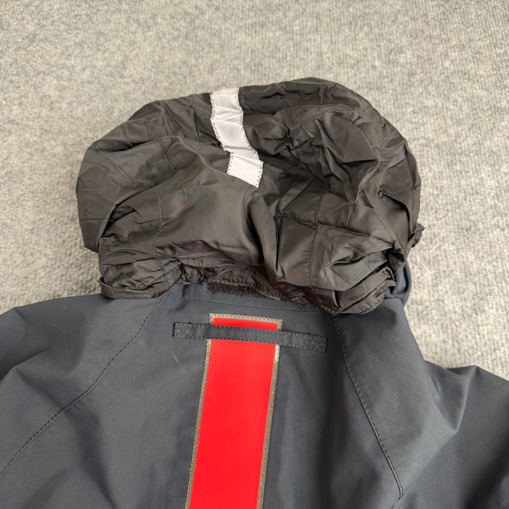 Prada jakke (Str. S)