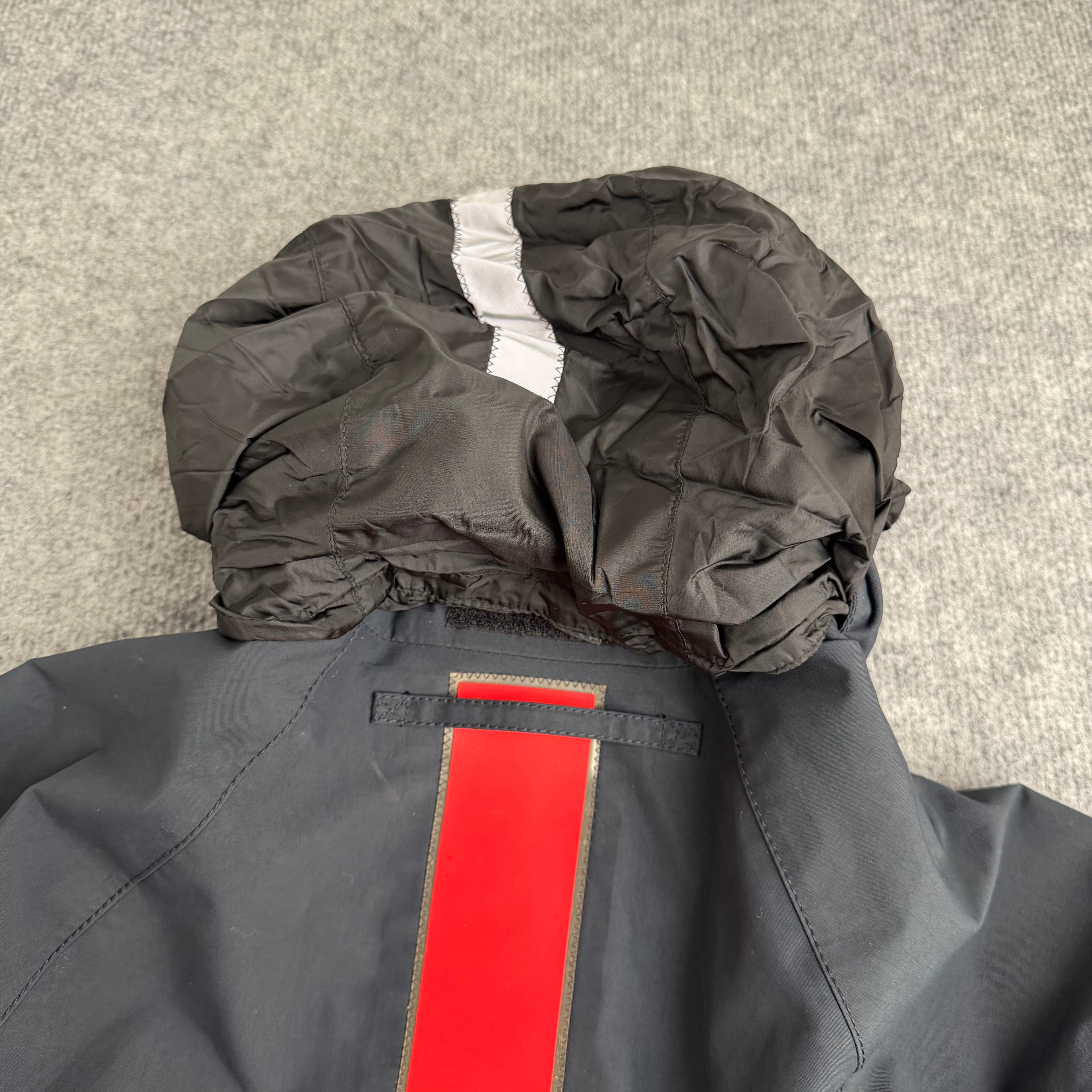 Prada jakke (Str. S)