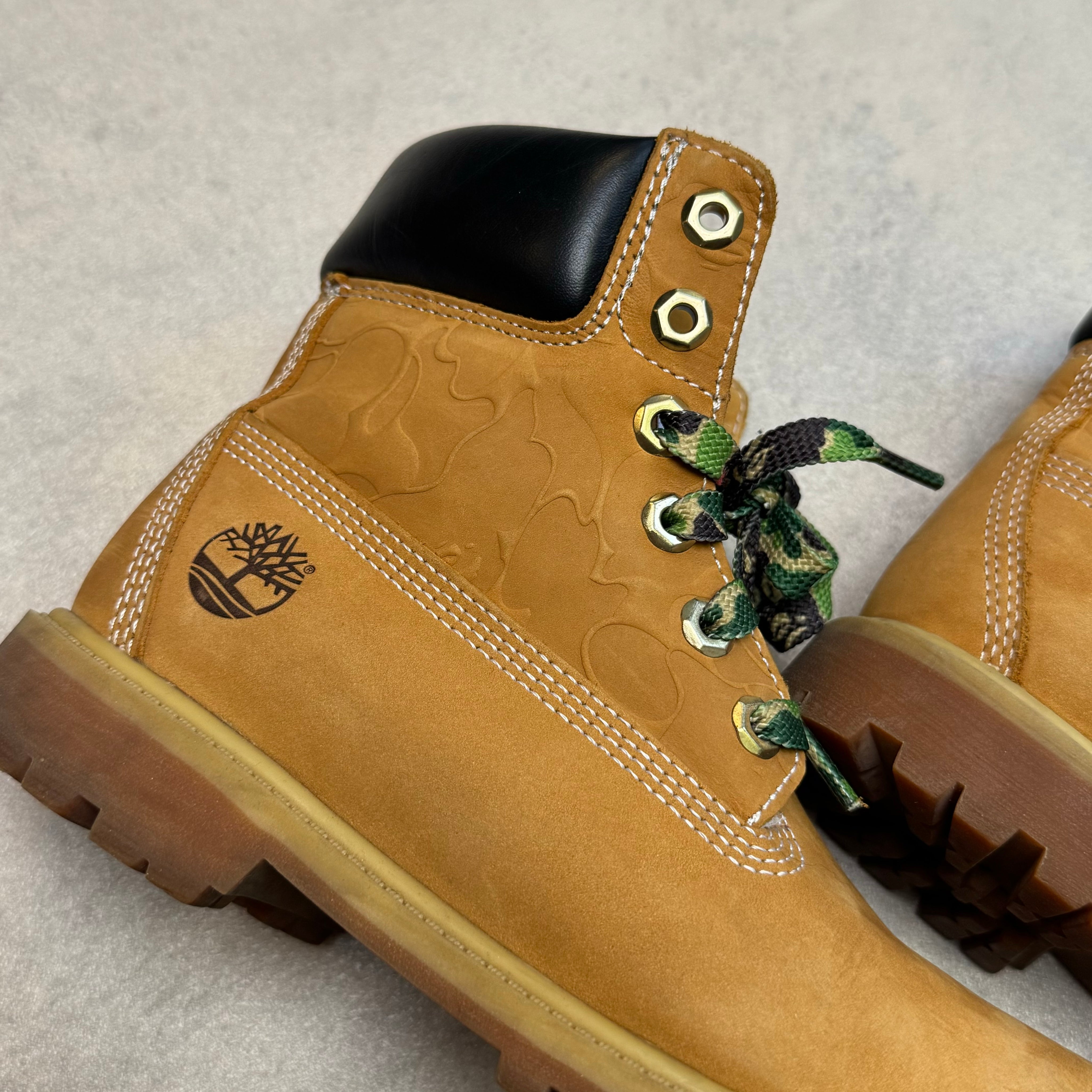 Bape X Timberland X Undefeated (Str. 37)