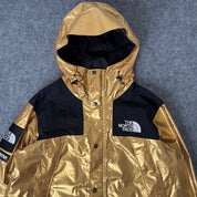 Supreme x The North Face jakke (Str. M)