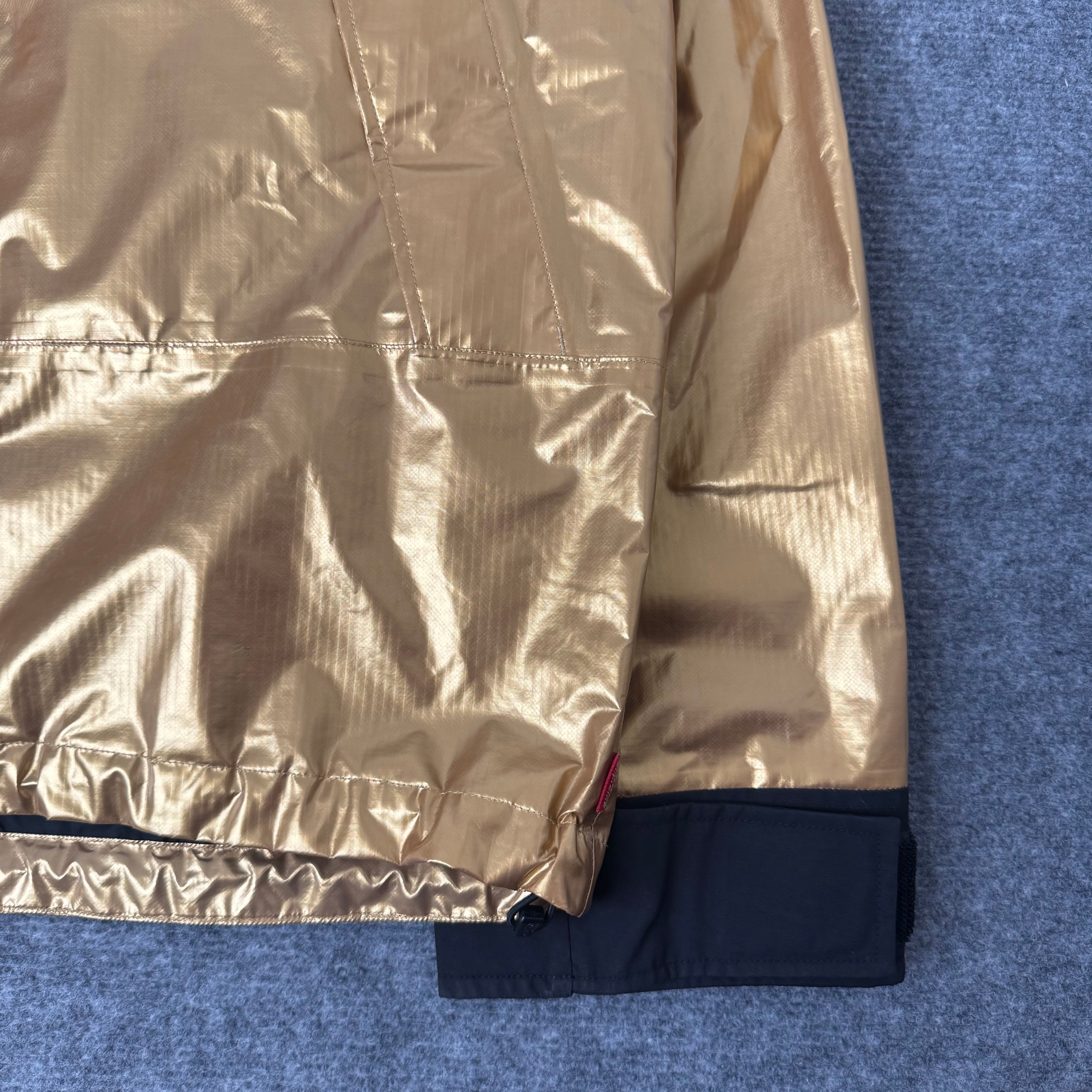 Supreme x The North Face jakke (Str. M)