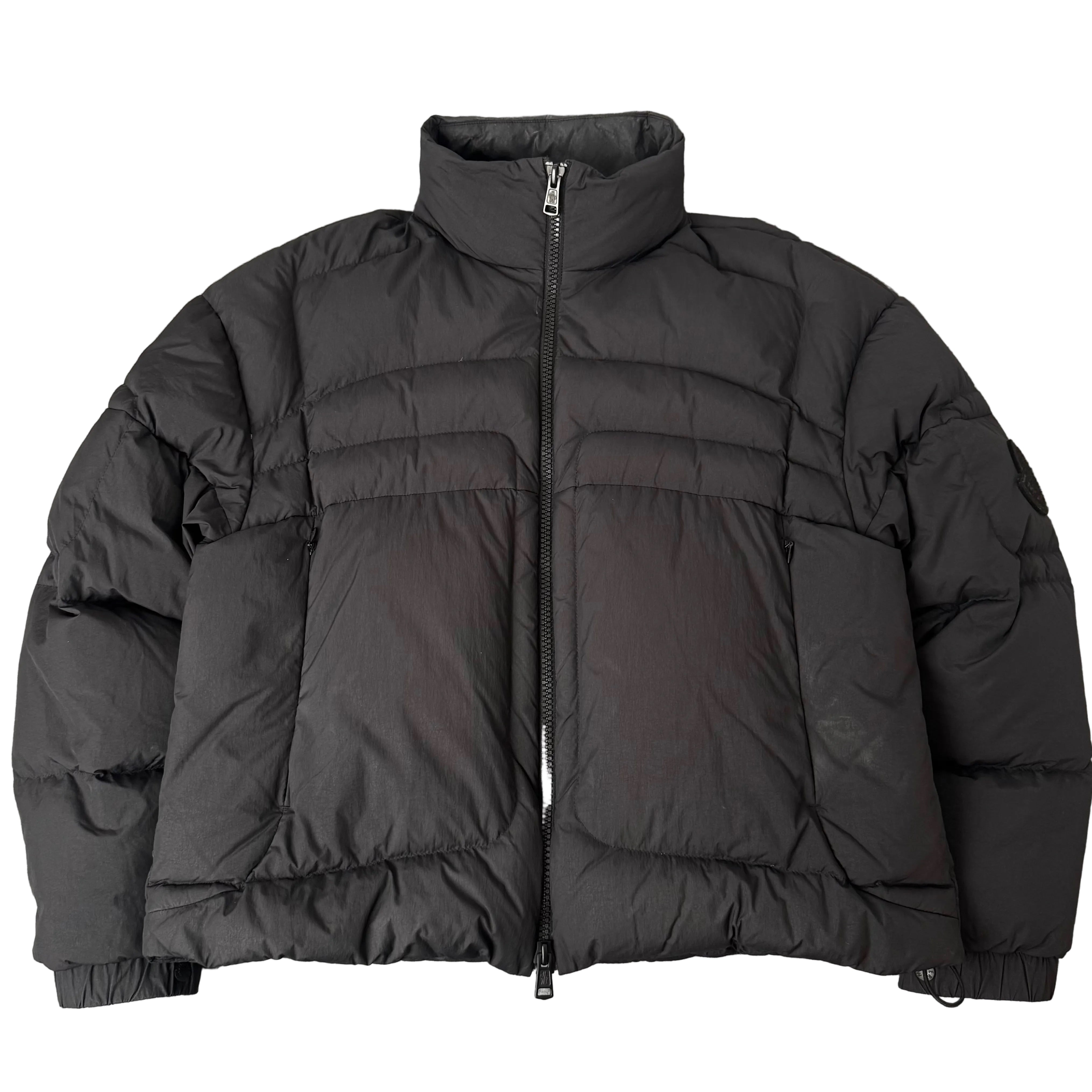 Moncler jakke (Str. S)