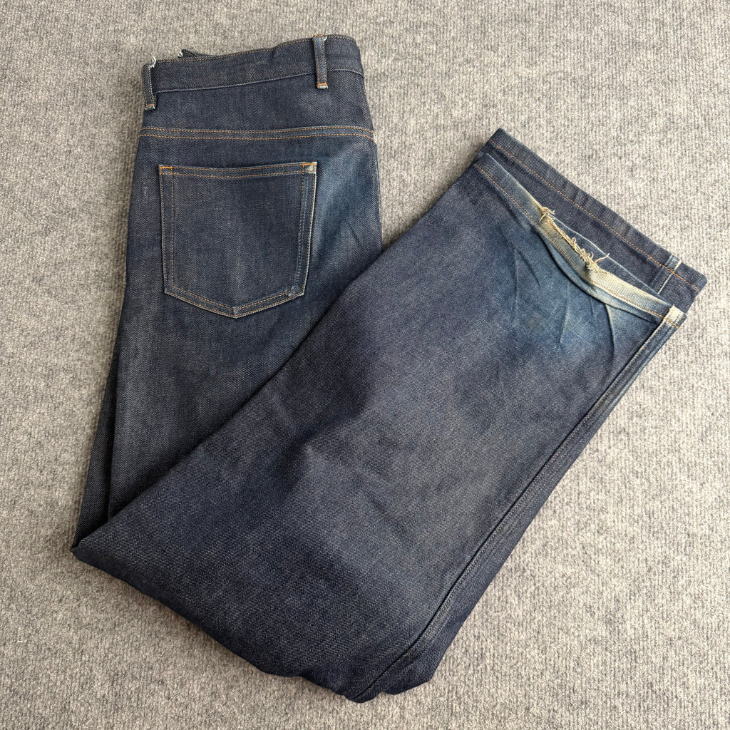 A.P.C bukser (Str. 33)