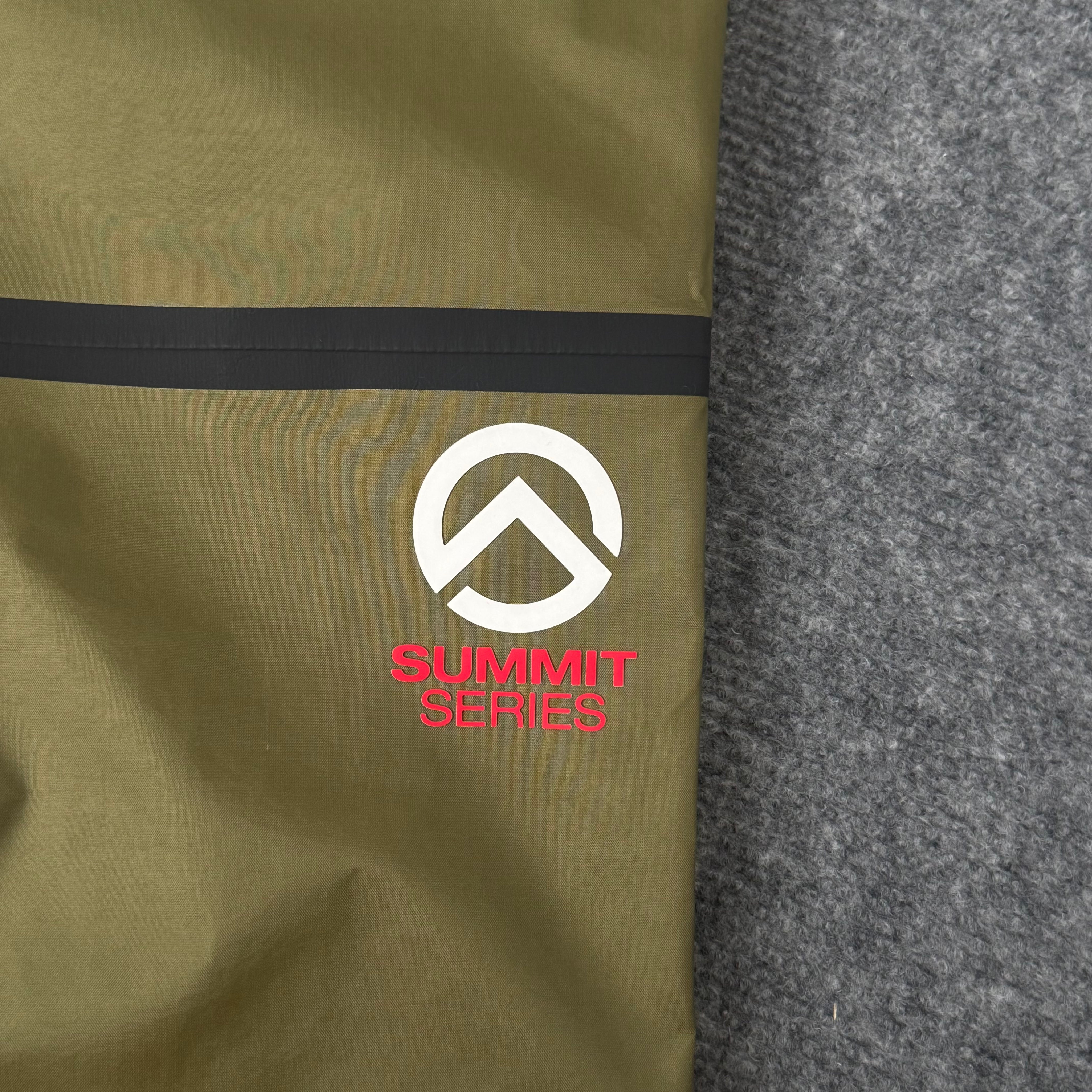 Supreme x The North Face bukser (Str. S)