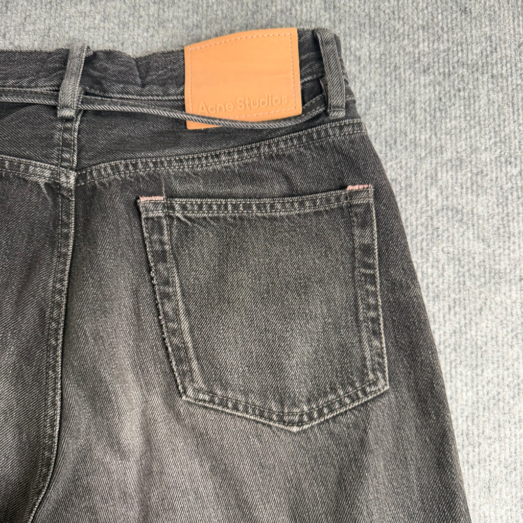 Acne Studios bukser (Str. 28/32)