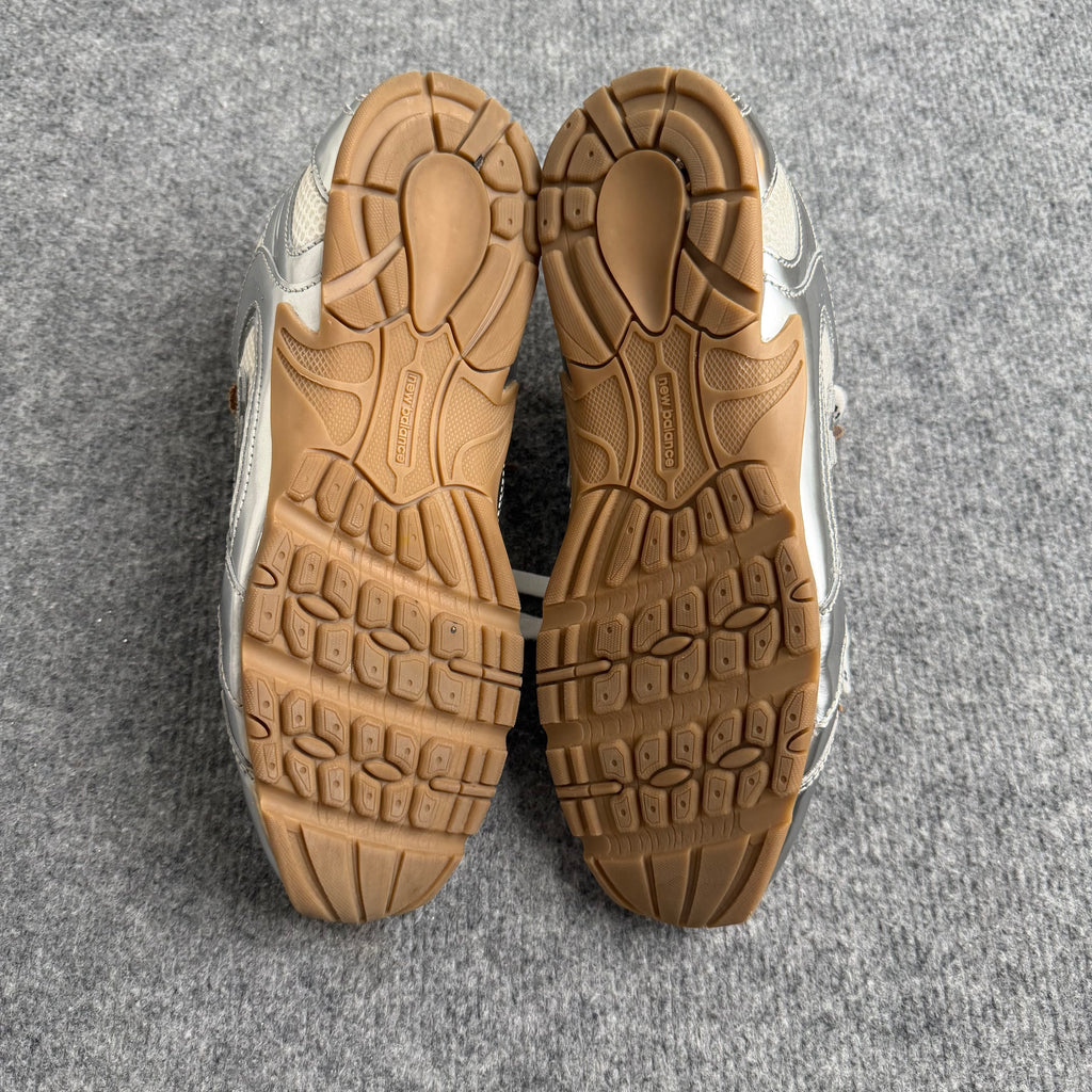 Miu Miu X New Balance sko (Str. 40)