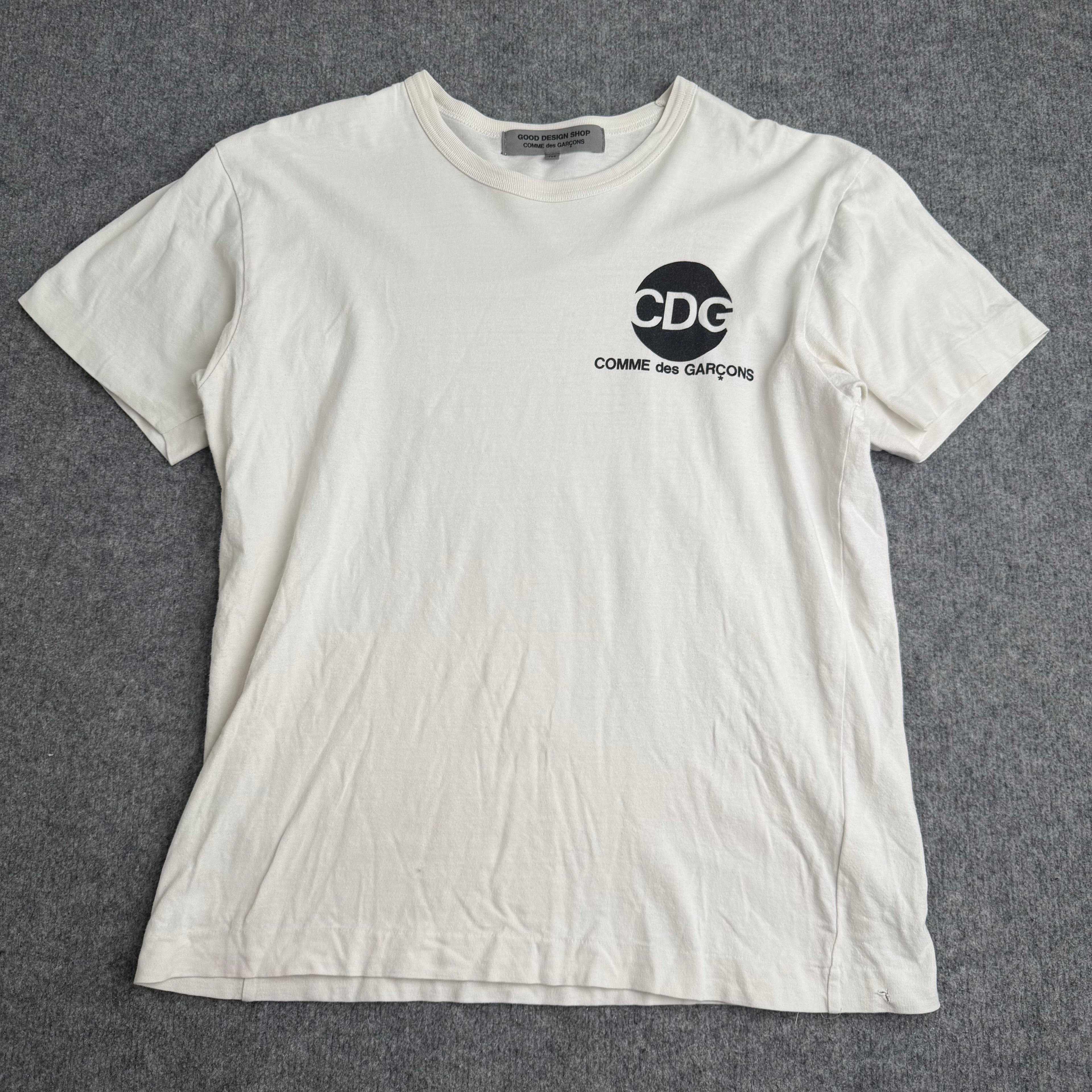 Comme Des Garcons t-shirt (Str. M)