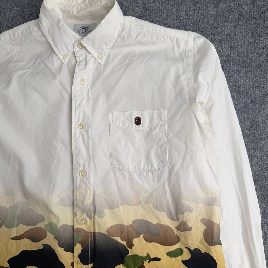 A bathing ape skjorte (Str. L)