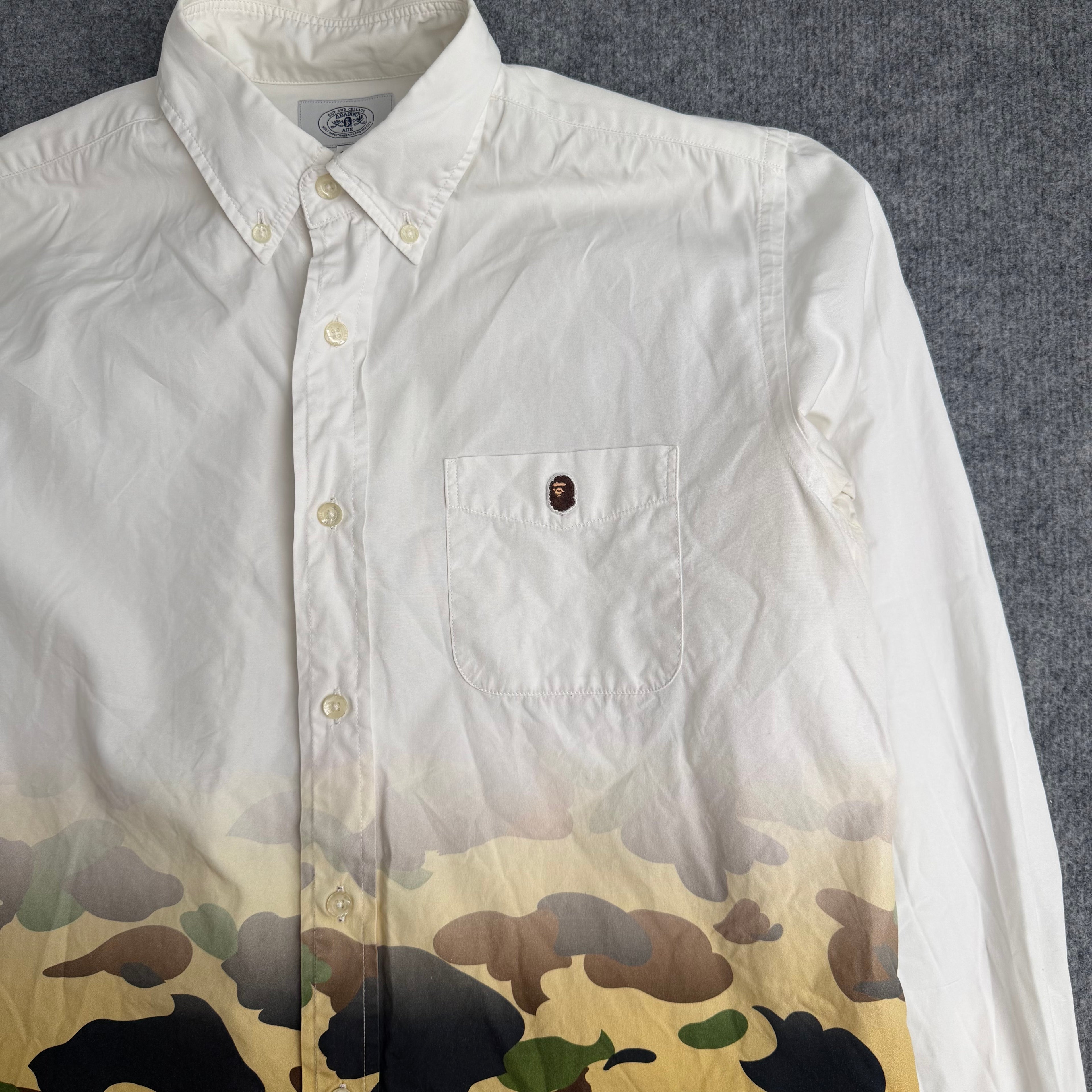 A bathing ape skjorte (Str. L)