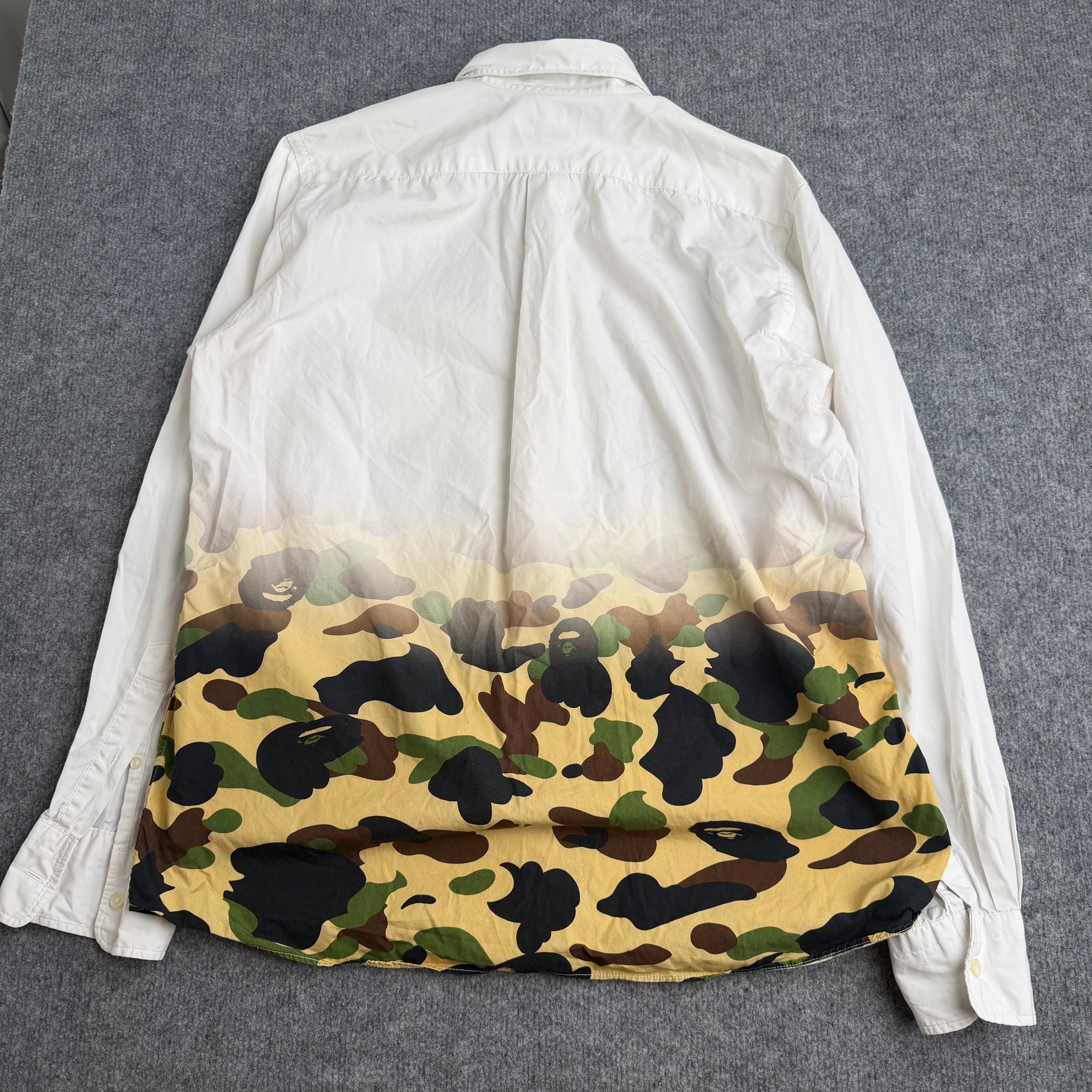 A bathing ape skjorte (Str. L)