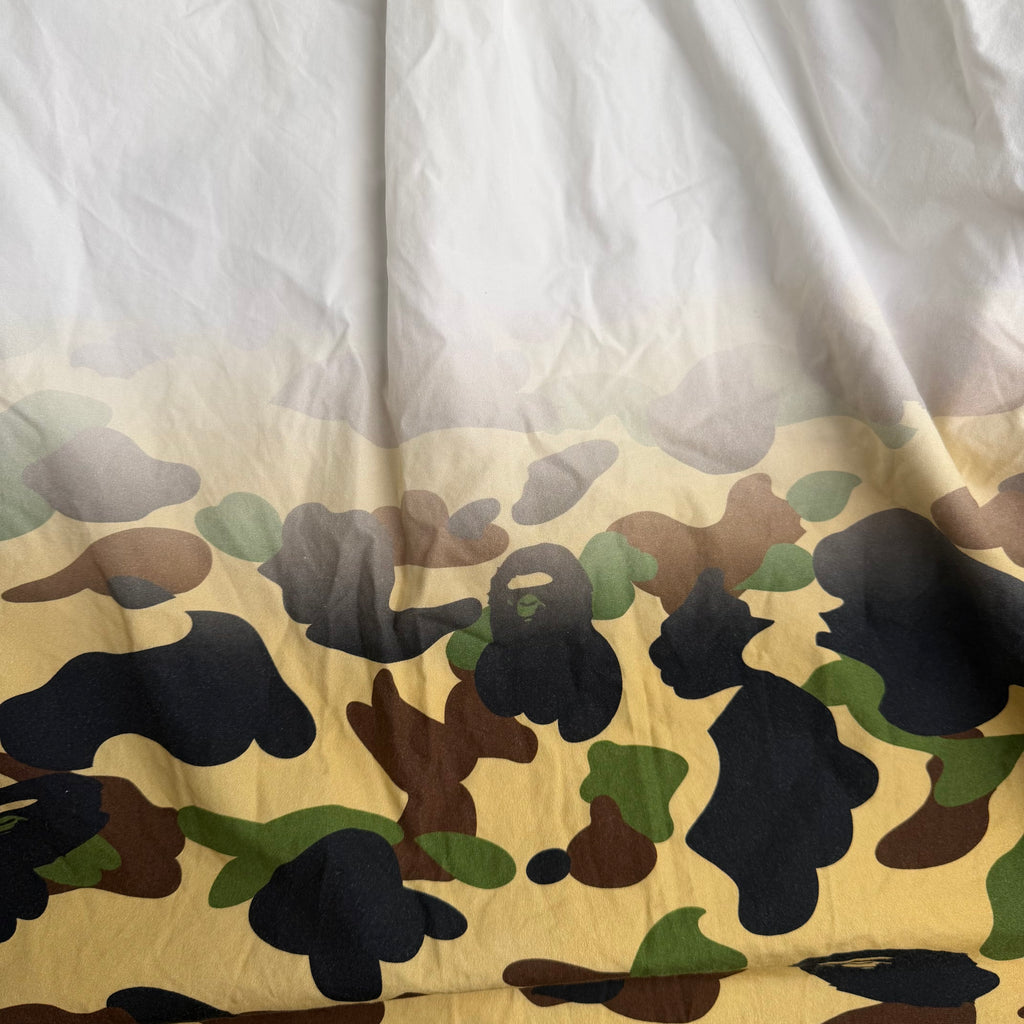 A bathing ape skjorte (Str. L)