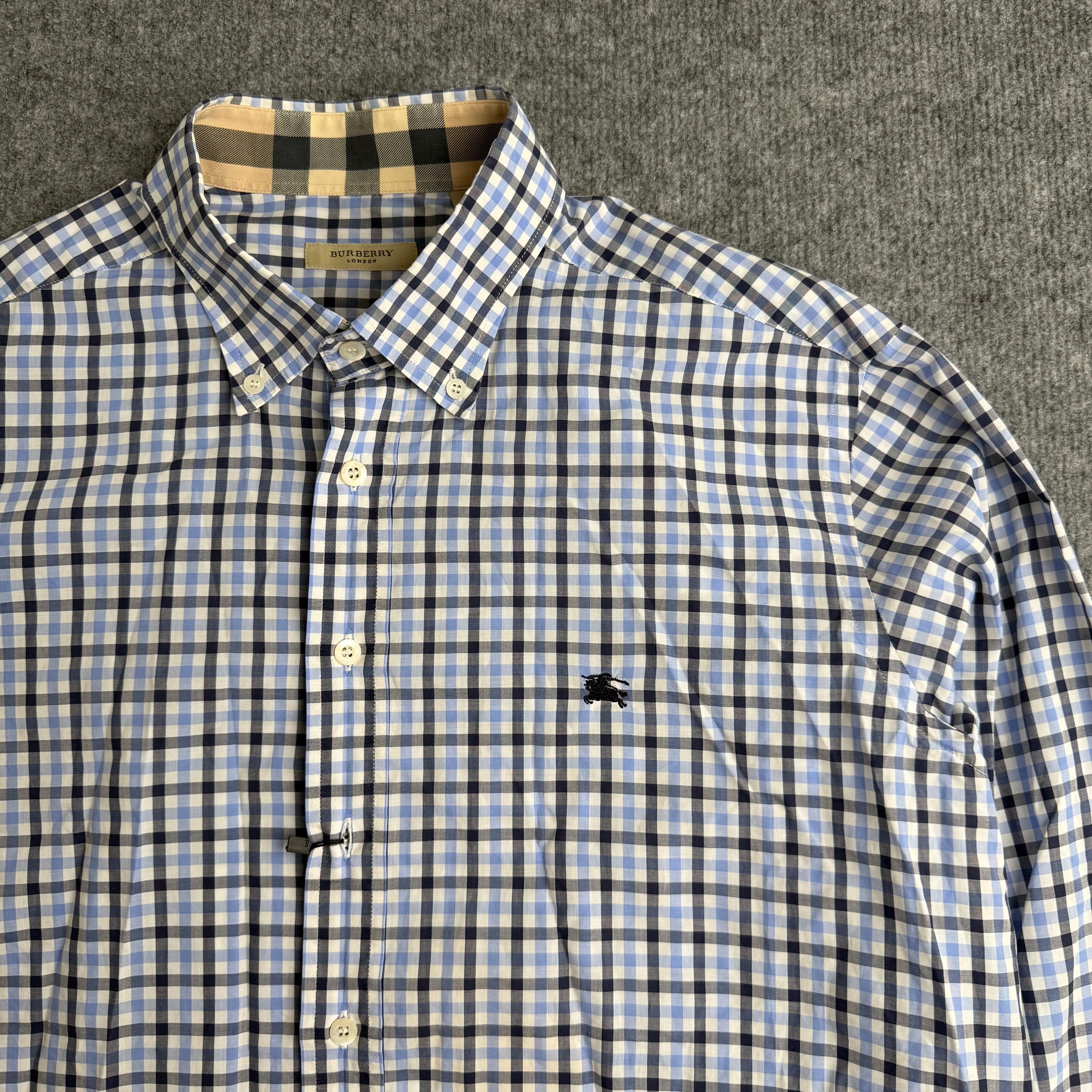 Burberry skjorte (Str. Xl)