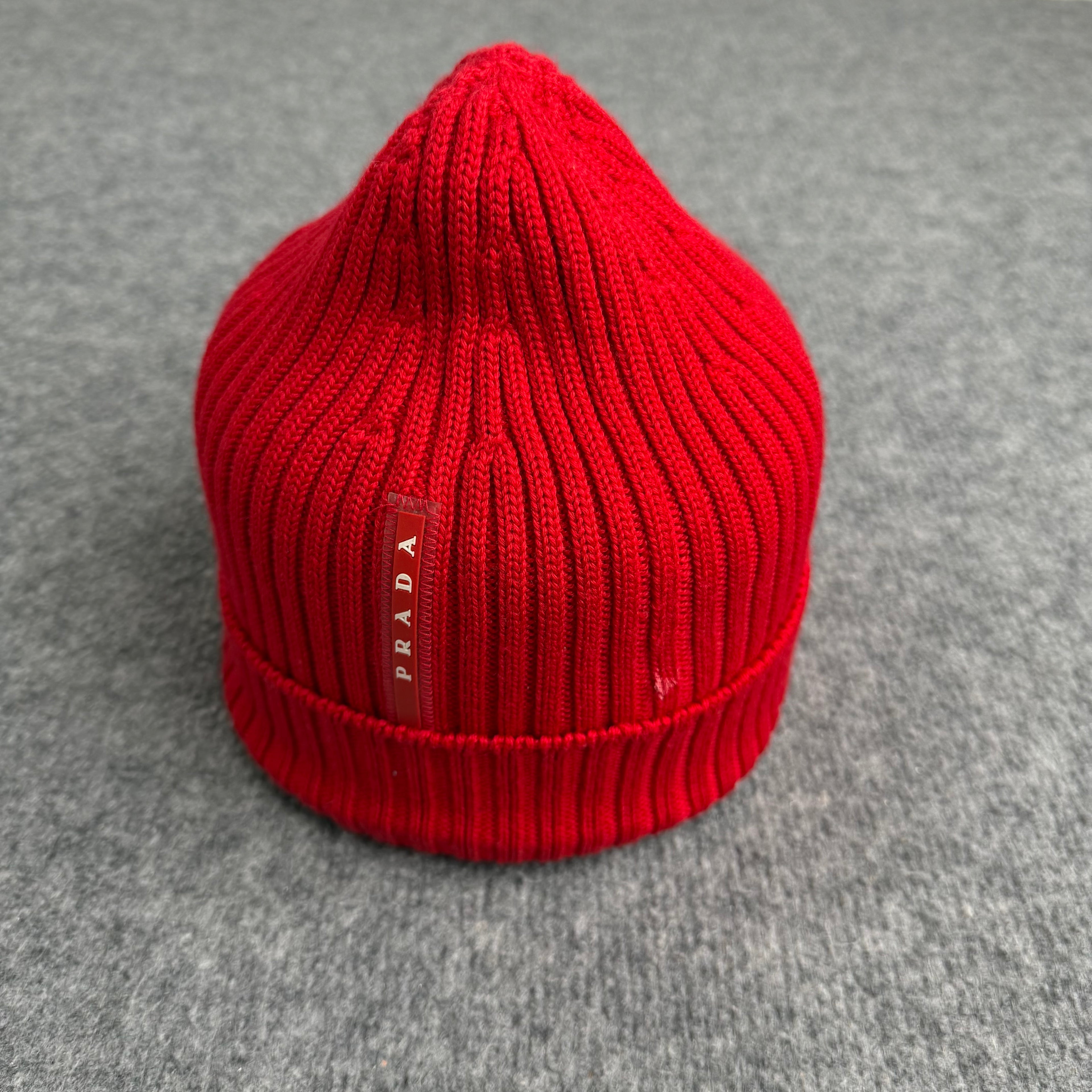 Prada hue