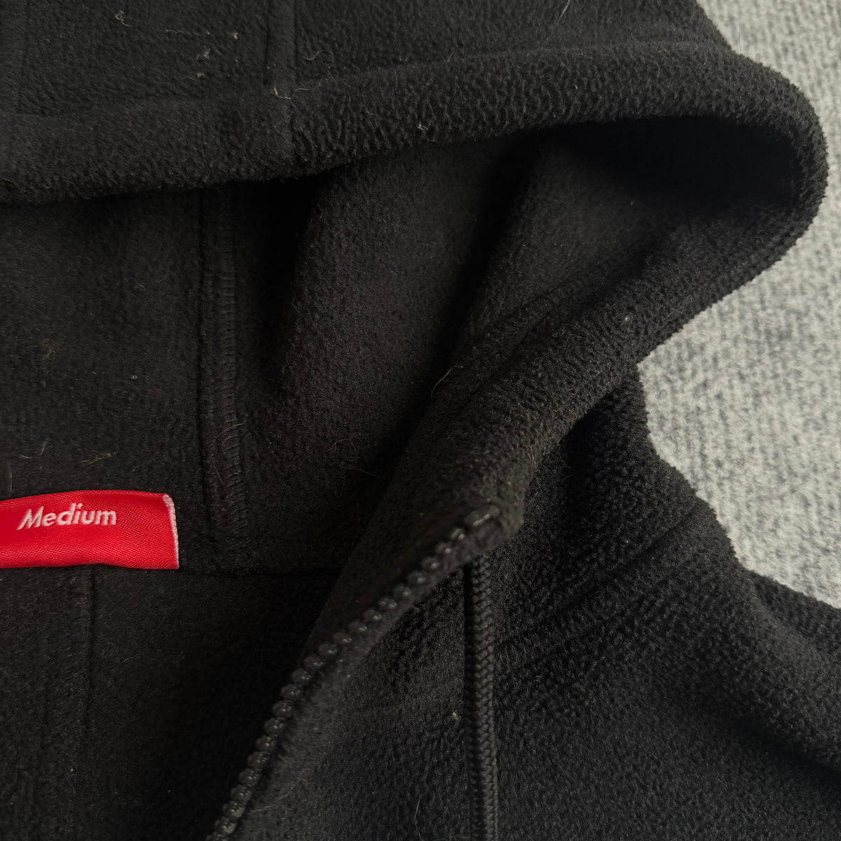 Supreme fleece hættetrøje (Str. M)