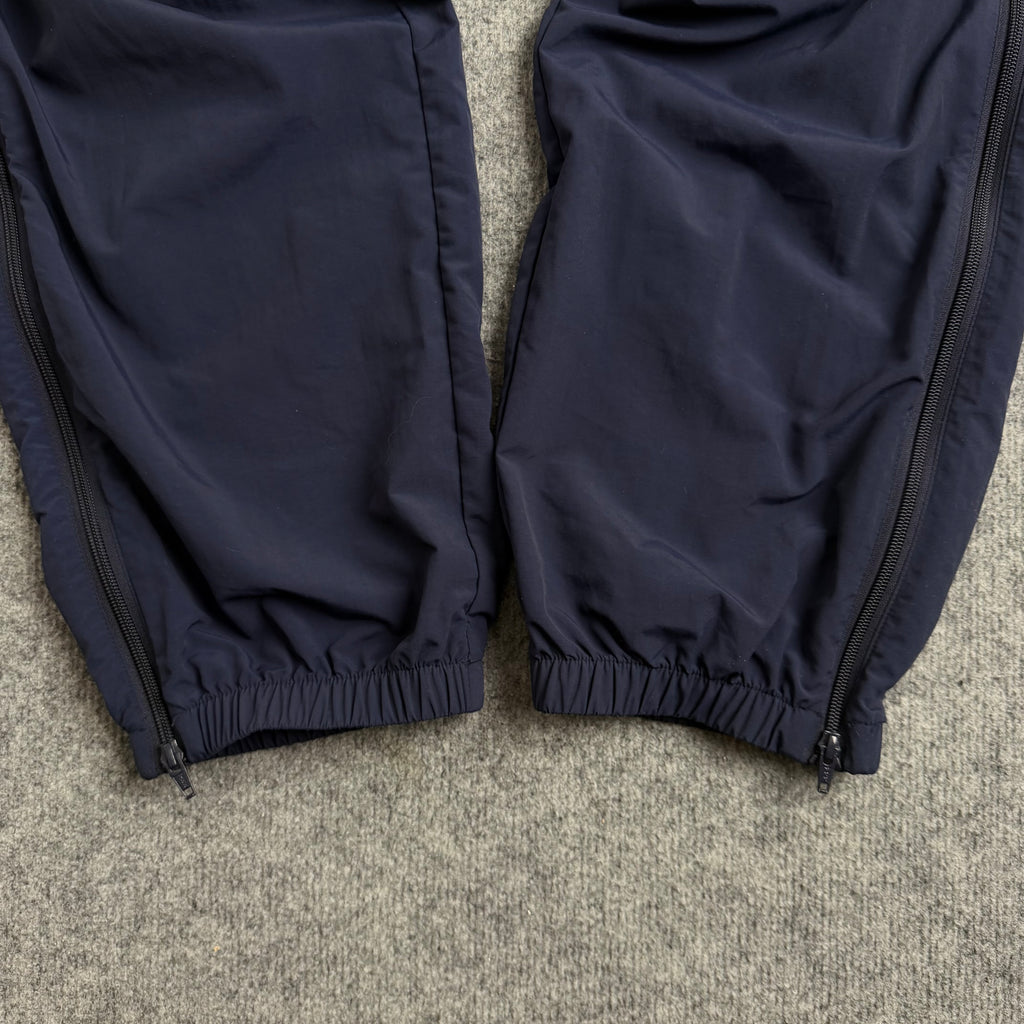 Supreme track pants (Str. S)