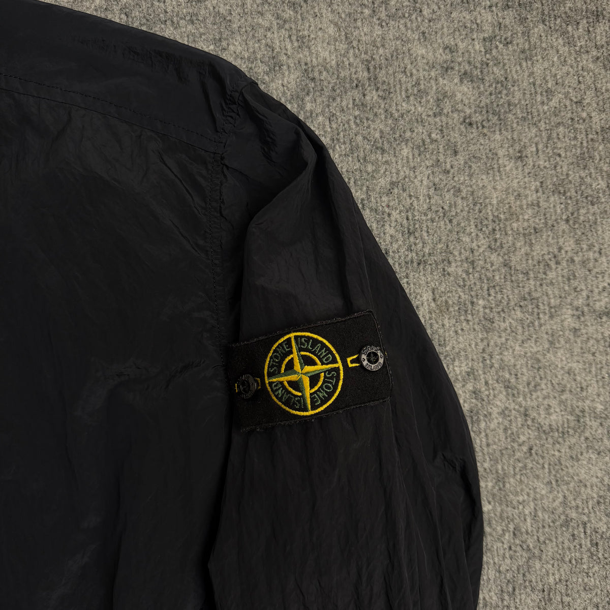Stone Island jakke (Str. L)