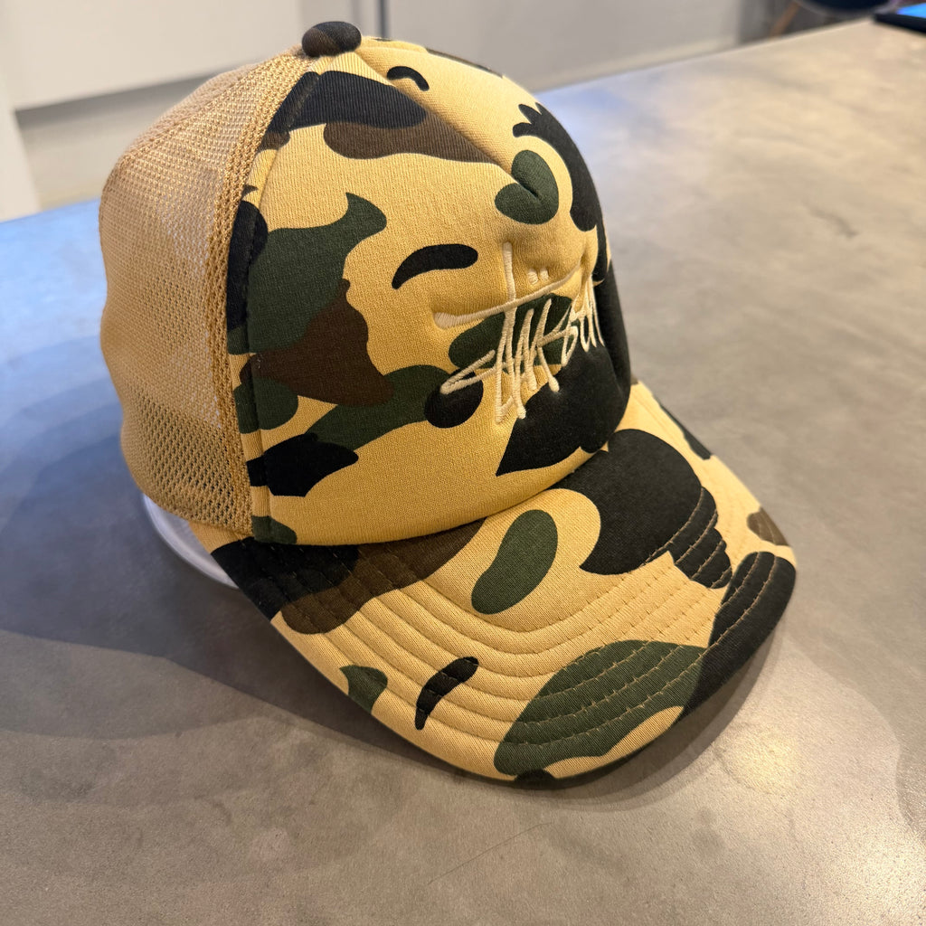 A bathing ape x stussy kasket