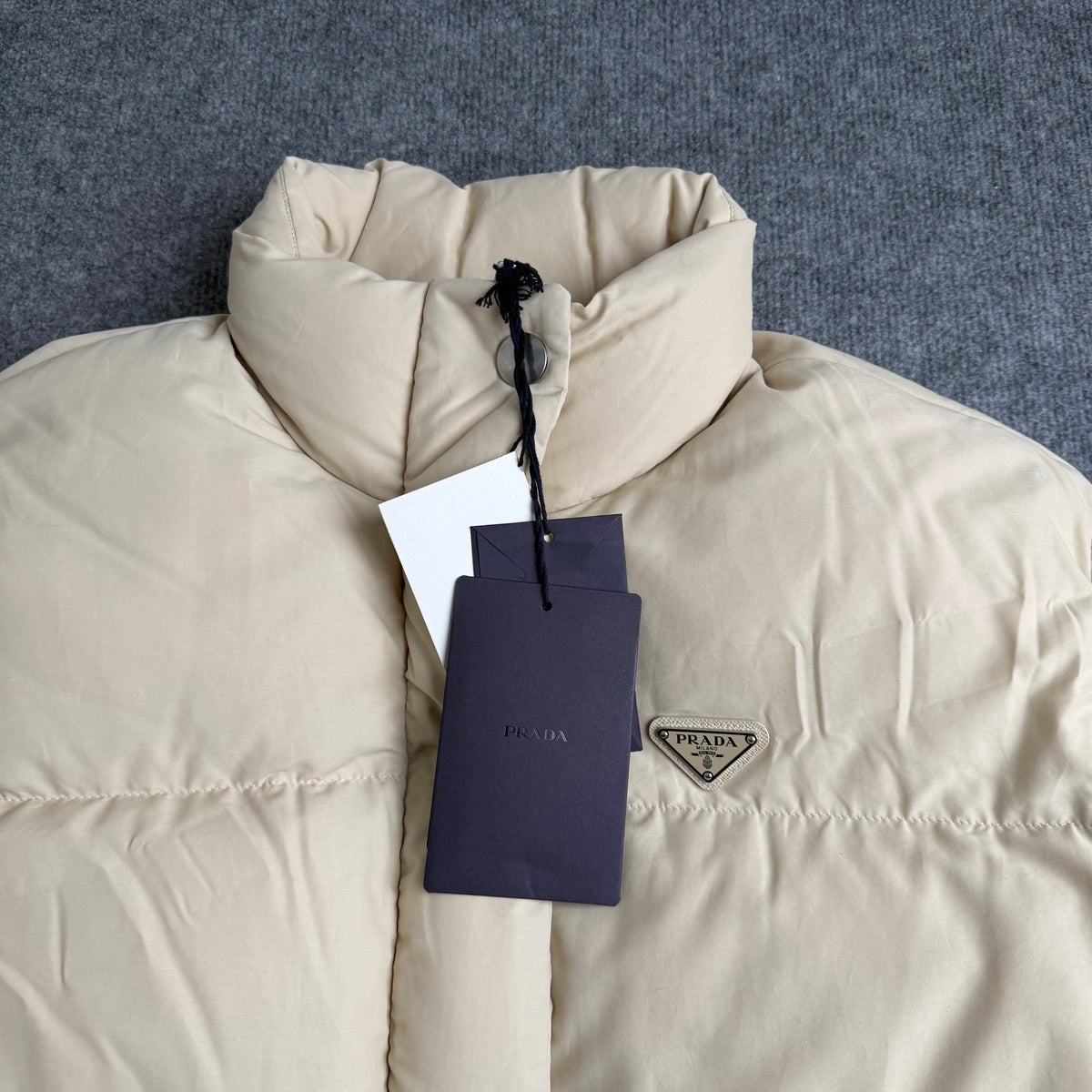 Prada jakke (Str. 44)