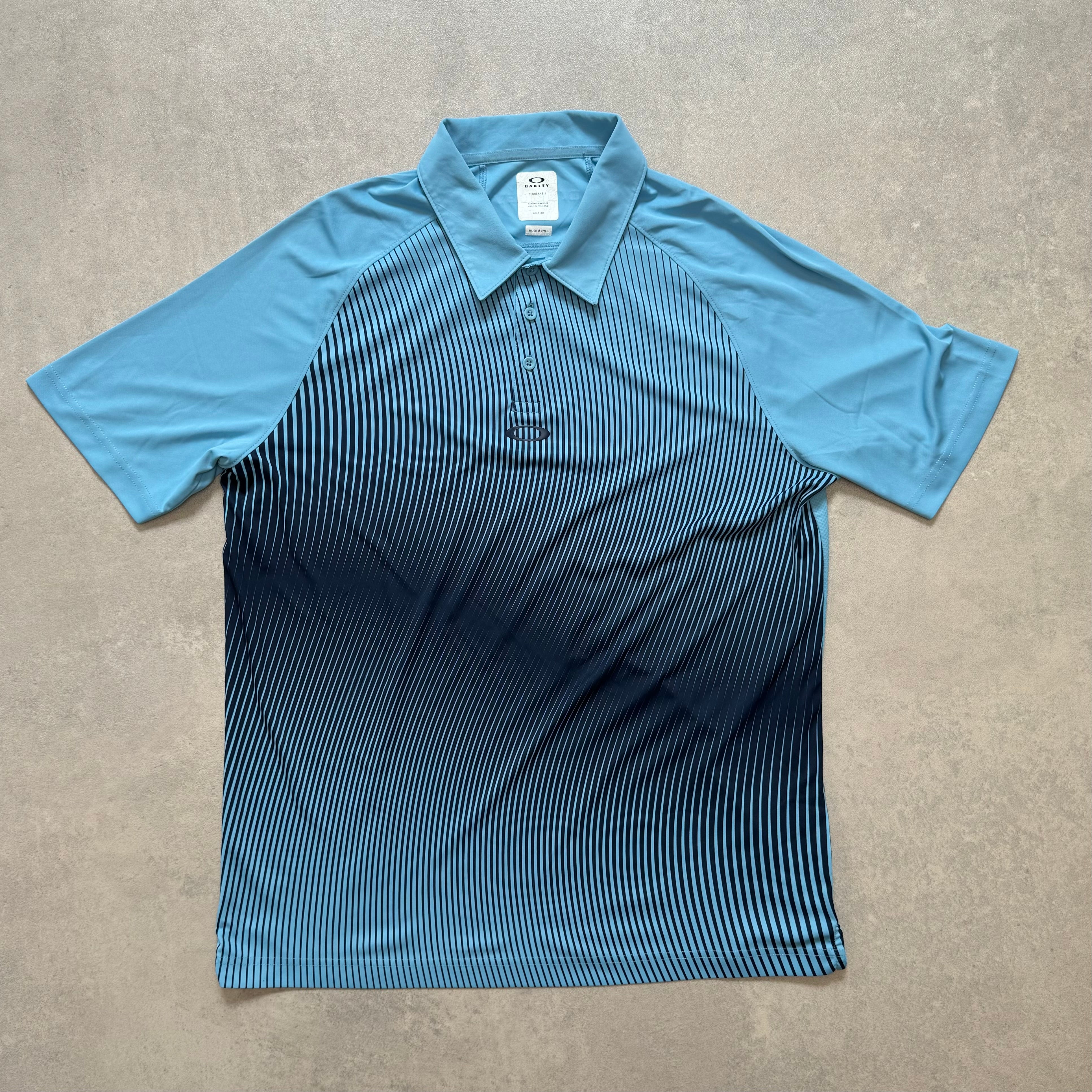 Oakley polo (Str. M)