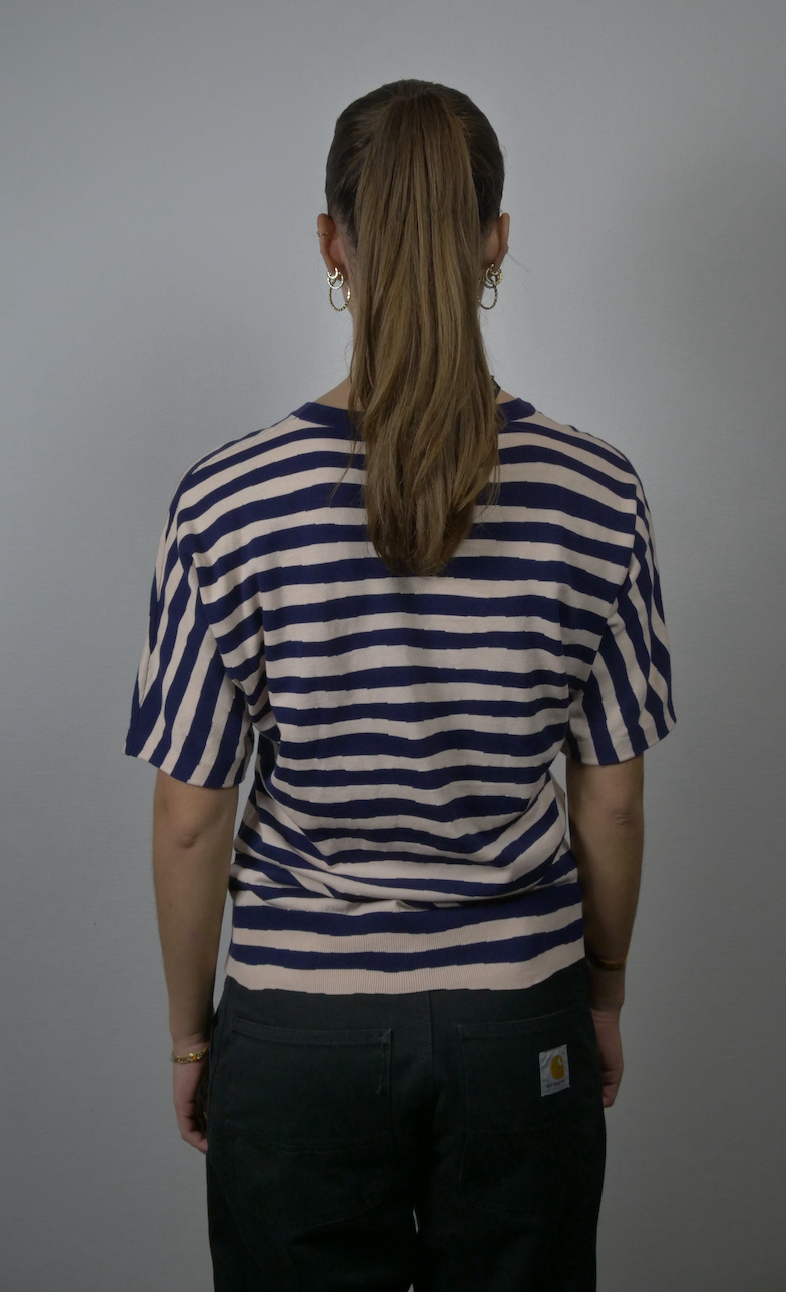 Balenciaga stickad T-shirt (storlek S)